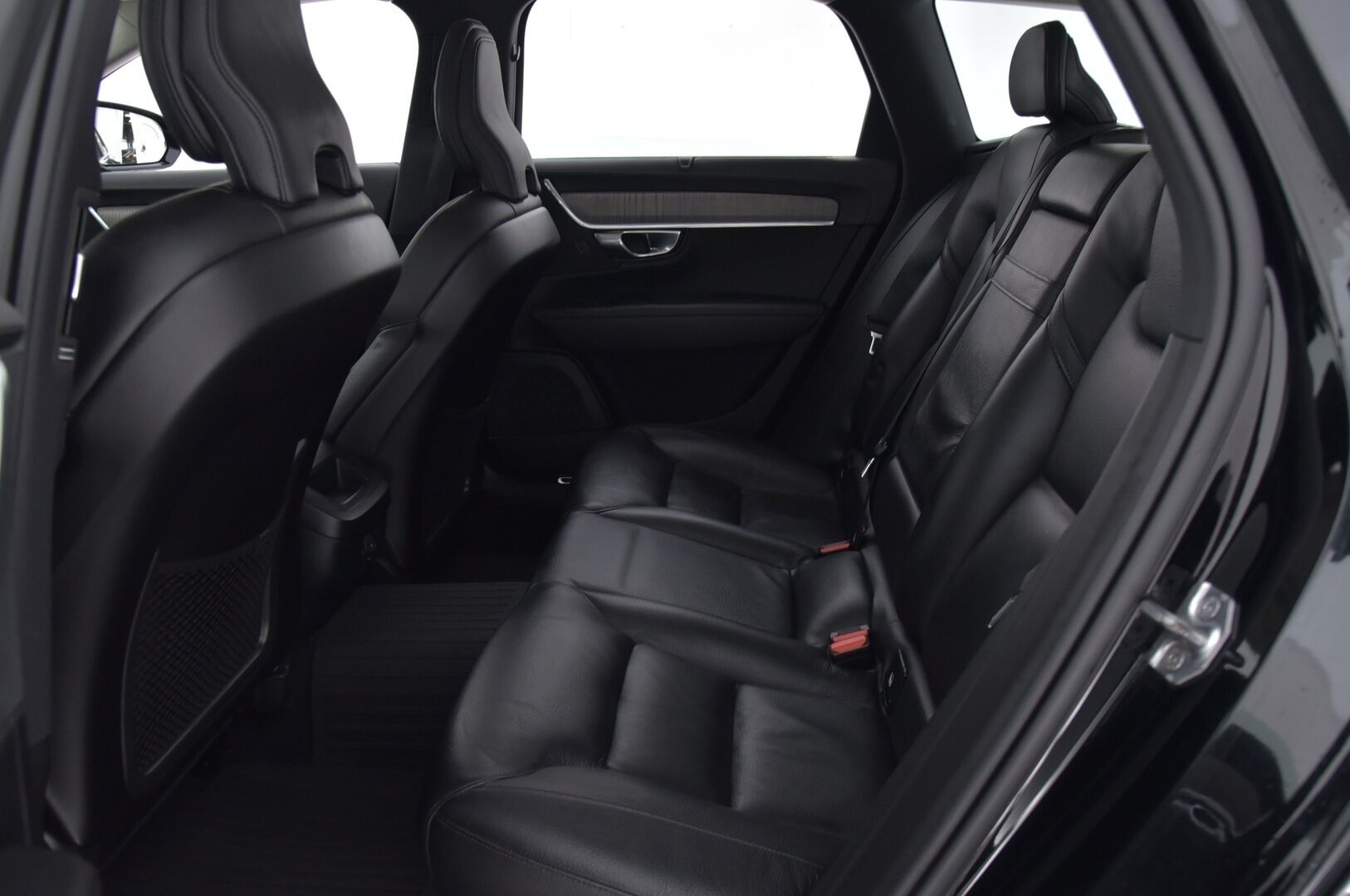 Volvo V90 2021 D3 Inscription Edition aut * Adapt.vakkari / Keyless Go / P.kamera / Navi / Muistipenkit / VOC * - * Suomiauto kattavasti varusteltuna! / Pilot Assist / BLIS / 2x renkaat *