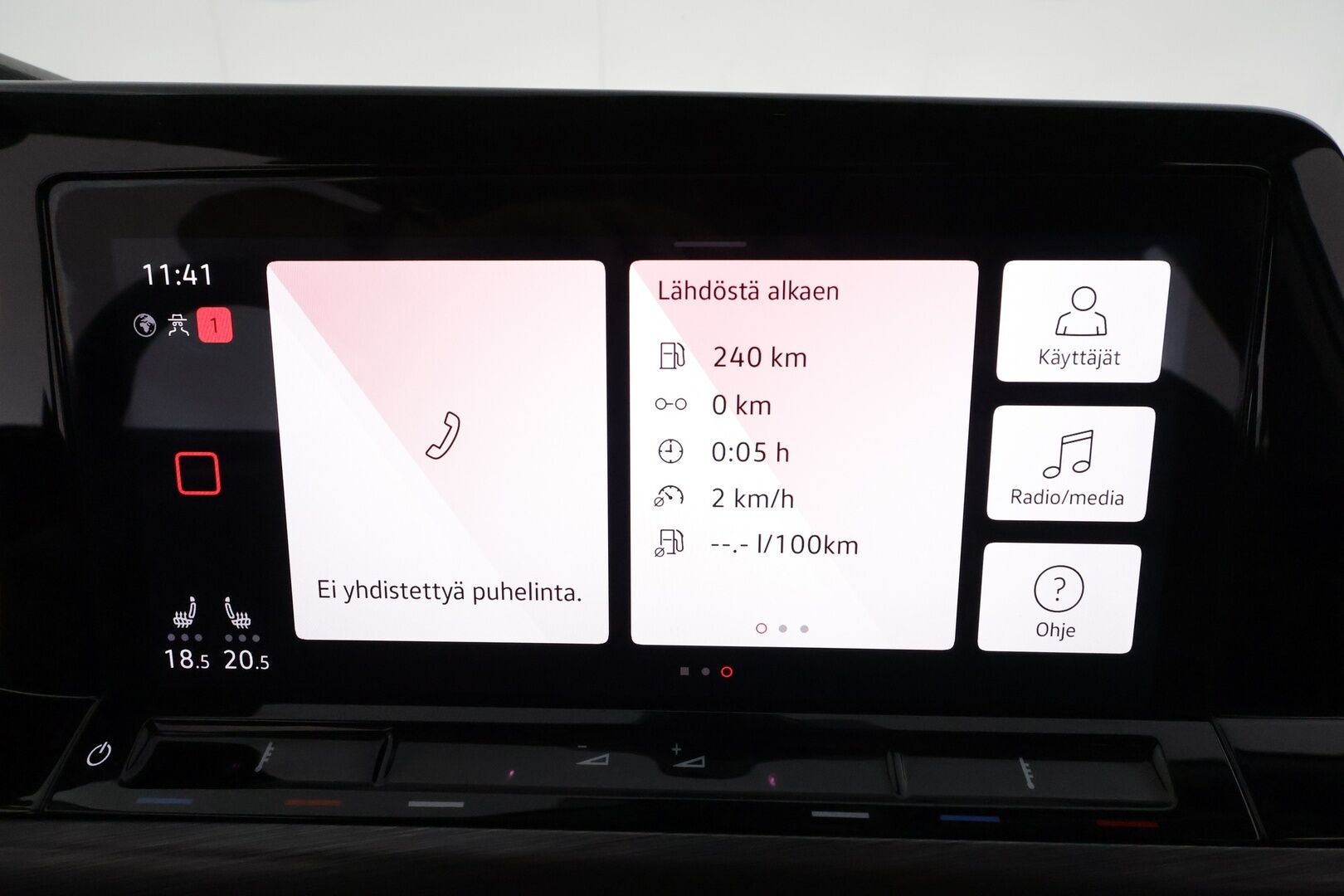 Volkswagen Golf 2021 First Edition Style 1,5 eTSI 110kW (MHEV) DSG *ACC / Matrix-LED / Hierova Sportistuin Muistilla / Webasto* - KATSO MIHIN HINTAAN! / Suomi-auto / Juuri huollettu! / Kahdet renkaat alumiinivanteilla / Style-Line