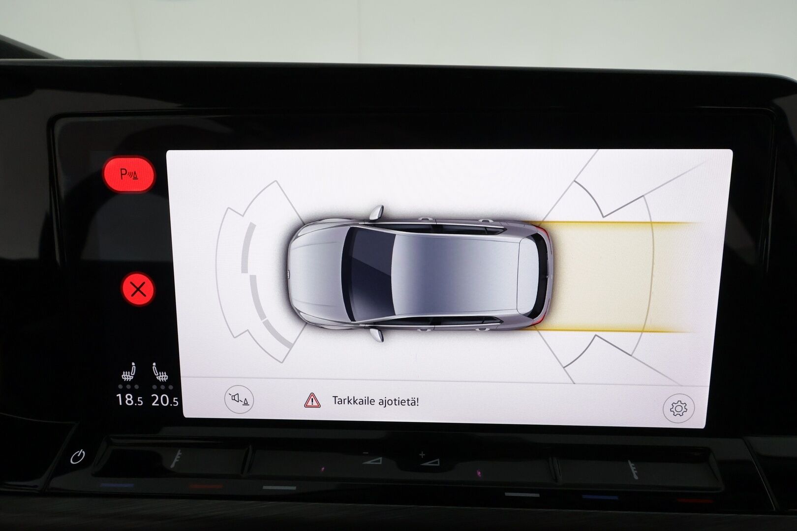 Volkswagen Golf 2021 First Edition Style 1,5 eTSI 110kW (MHEV) DSG *ACC / Matrix-LED / Hierova Sportistuin Muistilla / Webasto* - KATSO MIHIN HINTAAN! / Suomi-auto / Juuri huollettu! / Kahdet renkaat alumiinivanteilla / Style-Line