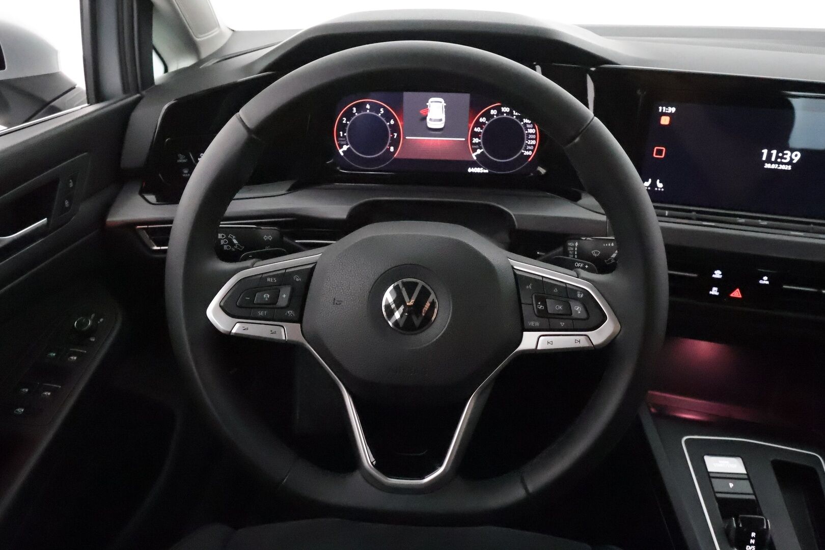 Volkswagen Golf 2021 First Edition Style 1,5 eTSI 110kW (MHEV) DSG *ACC / Matrix-LED / Hierova Sportistuin Muistilla / Webasto* - KATSO MIHIN HINTAAN! / Suomi-auto / Juuri huollettu! / Kahdet renkaat alumiinivanteilla / Style-Line