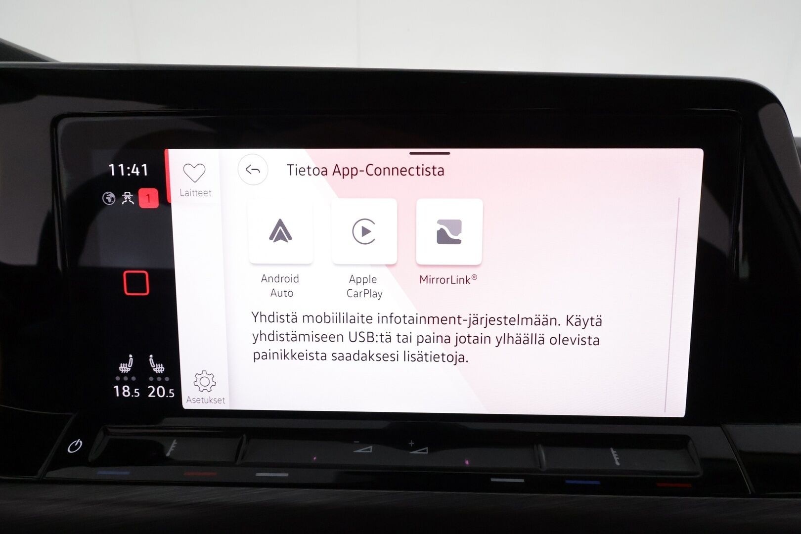 Volkswagen Golf 2021 First Edition Style 1,5 eTSI 110kW (MHEV) DSG *ACC / Matrix-LED / Hierova Sportistuin Muistilla / Webasto* - Suomi-auto / Kahdet renkaat alumiinivanteilla / Style-Line