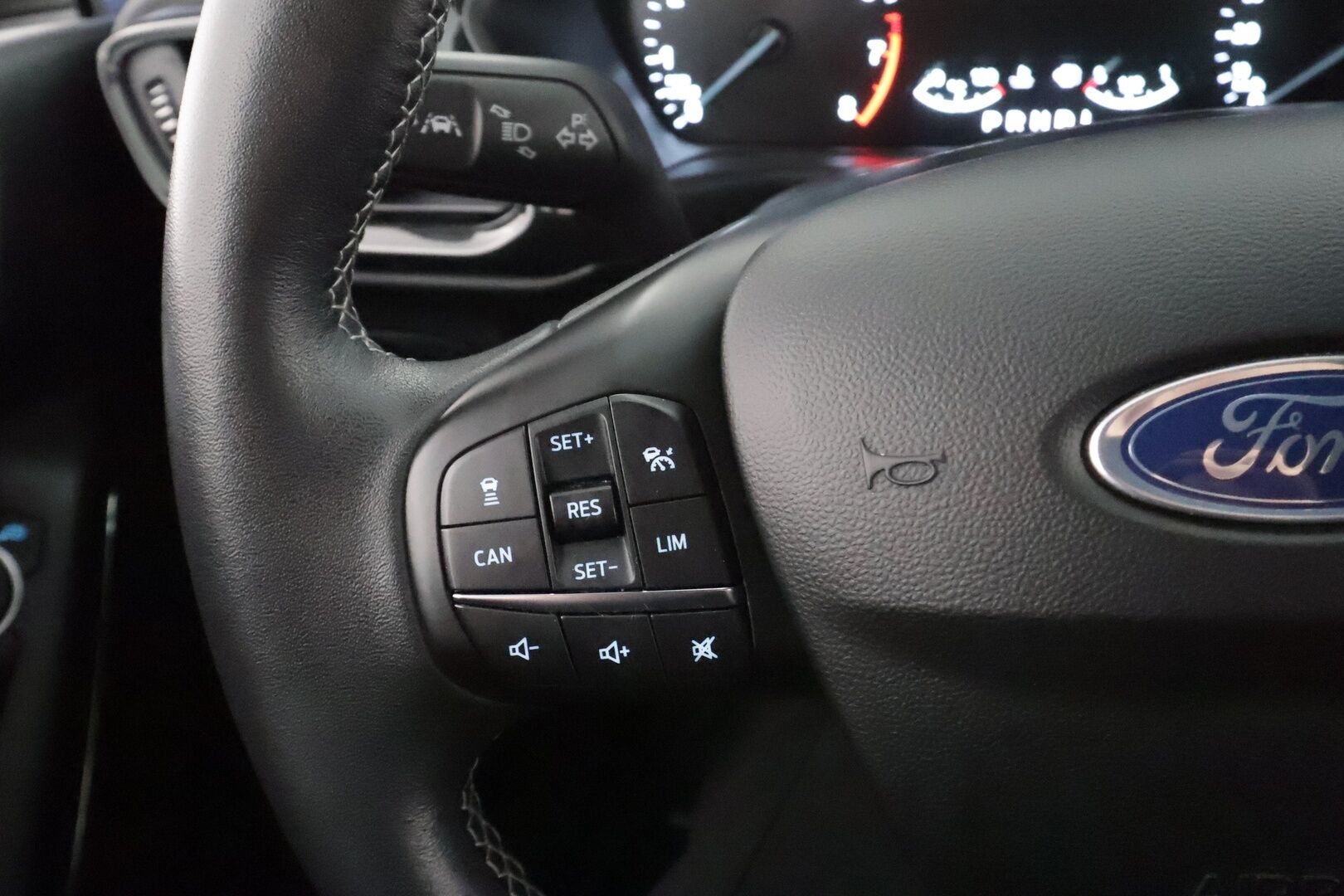 Ford Fiesta 2021 1,0 EcoBoost 125hv A7 Active * Sisätilanlämmitin / ACC / LED / P.Kamera / Kaistavahti * - 1-om Suomi-auto / Kahdet renkaat 