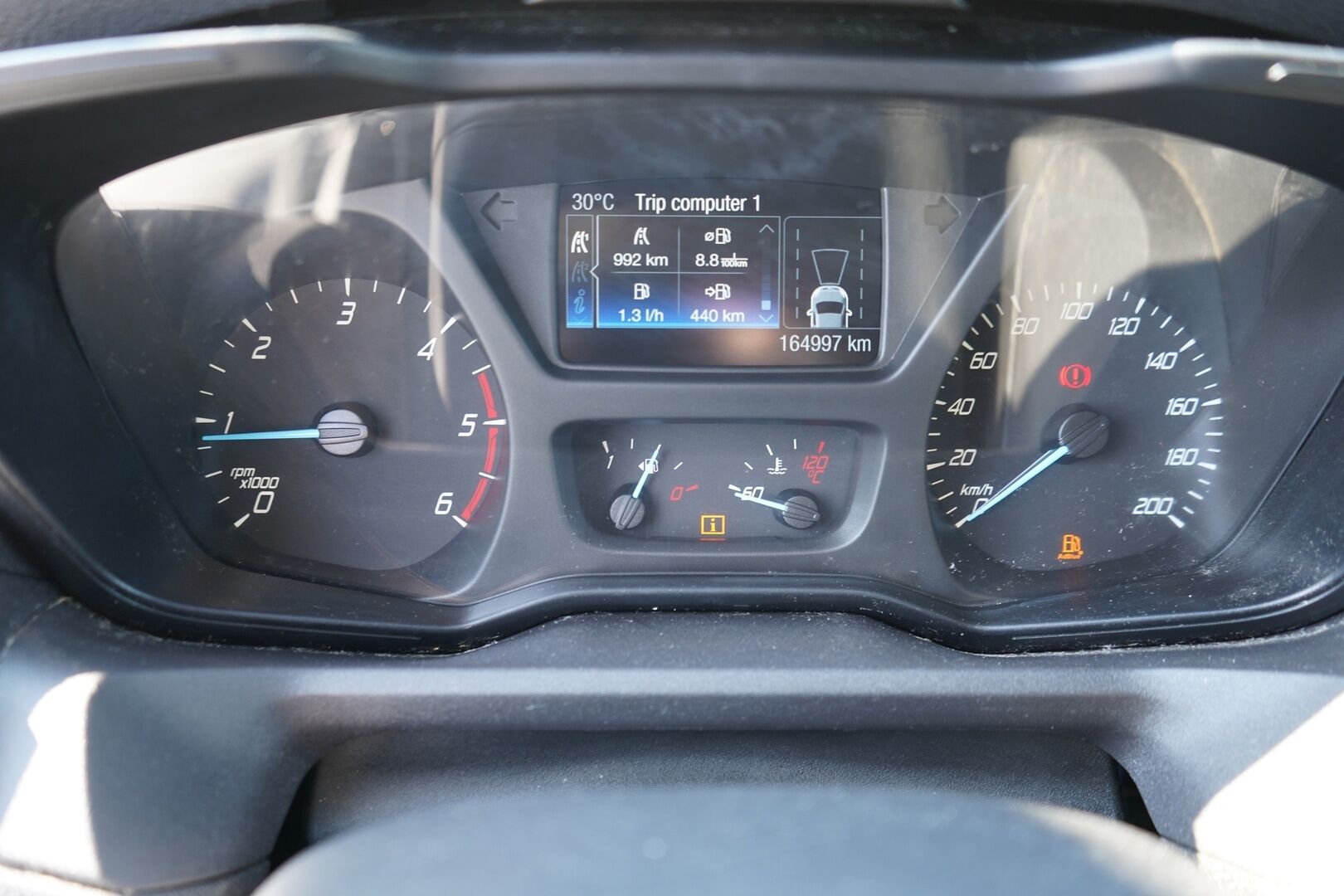 Ford Transit 2019 Umpikorinen (BB) 4ov *Webasto / Vakkari / Kamera / Tutkat - 1.Om / Alv 25,5% / Kahdet vanteet / Myydään tuulilasi juuri vaihdettuna!