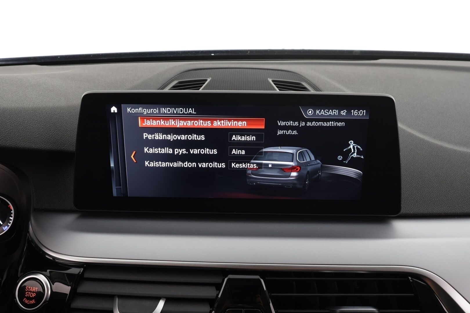 BMW 520 2018 G31 Touring 520d A Business * Webasto / Koukku / LED / Sportnahat / P.kamera / Prof.Navi / Kaistavahti / Vakkari * - Kahdet renkaat / Merkkihuollot / Upea nahkasisusta!