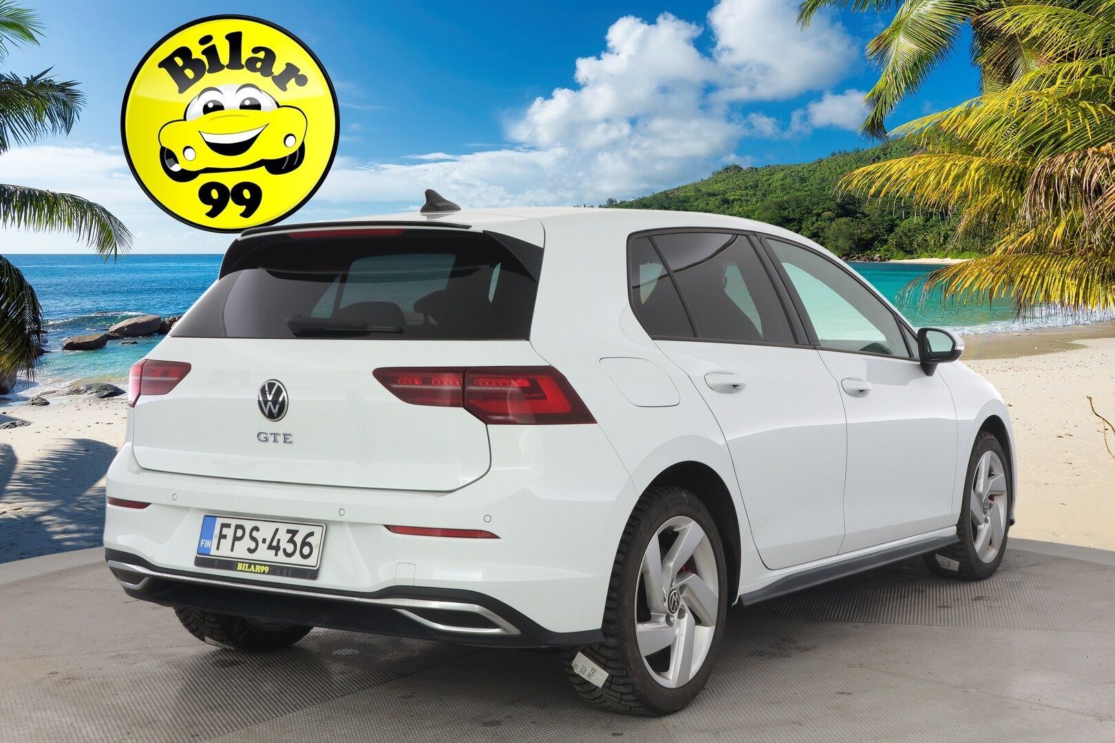 Volkswagen Golf 2021 GTE 180 kW (PHEV) DSG-automaatti - HUD / Adapt. Vakkari / Matrix-LED / P. Kamera / kaistavahti / Navi / KeylessGO / 2x Renkaat