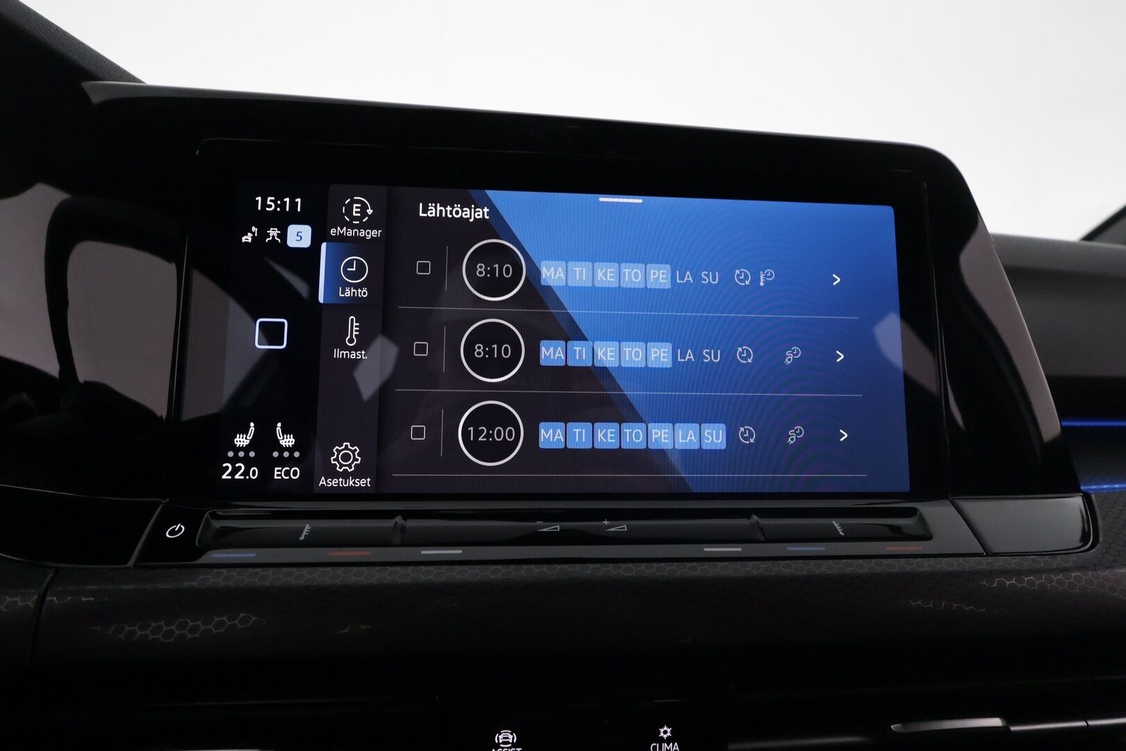 Volkswagen Golf 2021 GTE 180 kW (PHEV) DSG-automaatti - HUD / Adapt. Vakkari / Matrix-LED / P. Kamera / kaistavahti / Navi / KeylessGO / 2x Renkaat