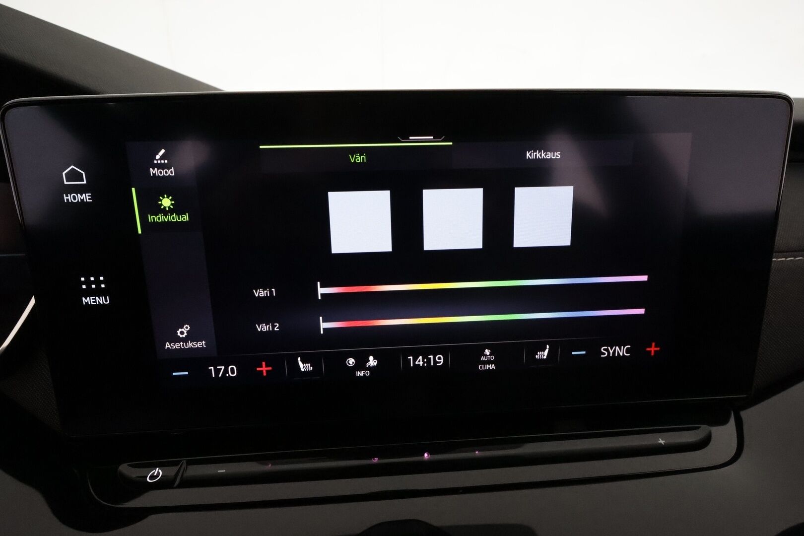Skoda Octavia 2021 Combi 2,0 TDI 150 Style Launch Edition DSG **Webasto / Koukku / Adapt.Vakkari / Matrix-LED / HUD / P.kamera / Navi** - 1-om Suomi-auto / Merkkihuollettu / Kahdet Renkaat