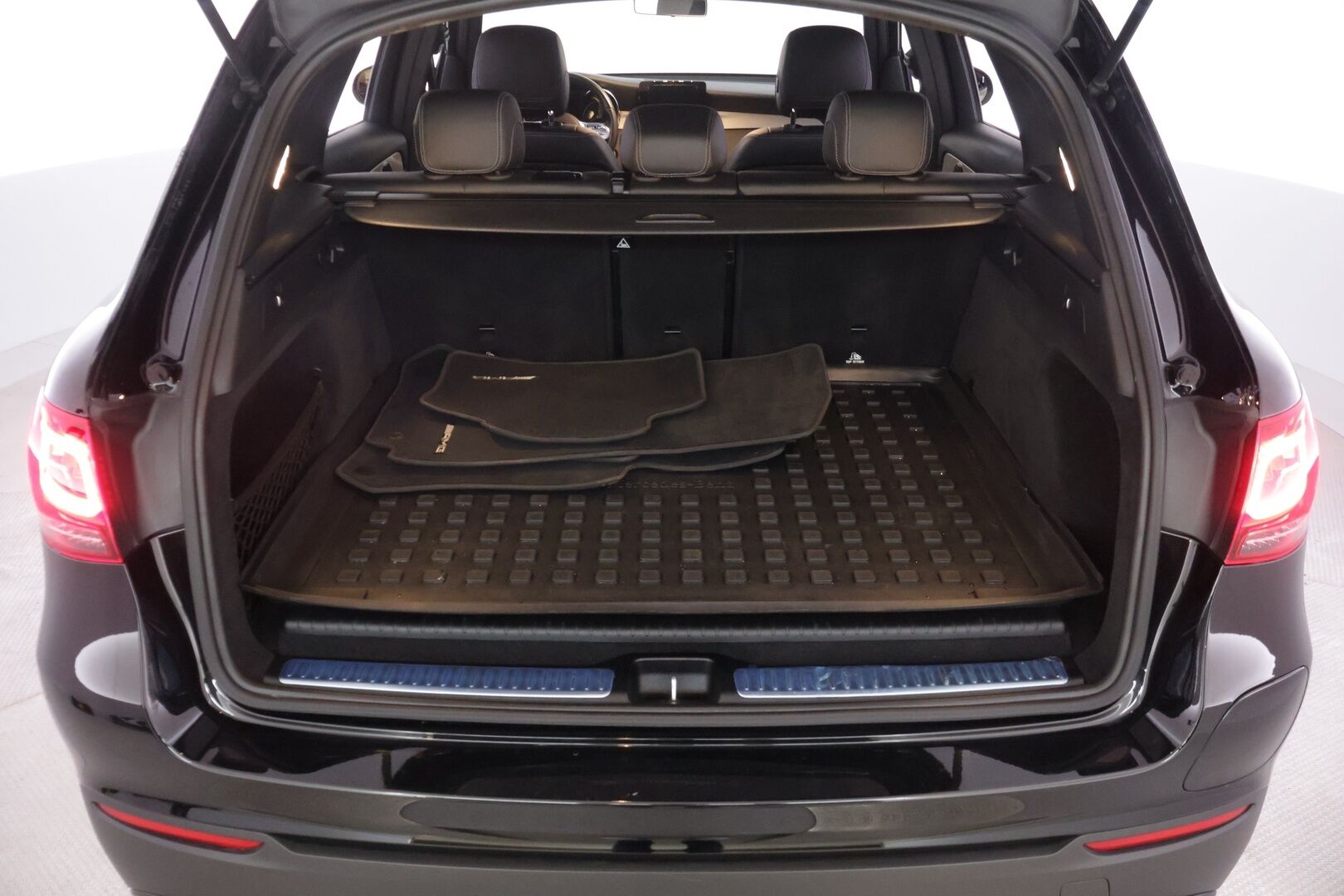 Mercedes-Benz GLC 2020 300 e 4MATIC A Business EQ Power