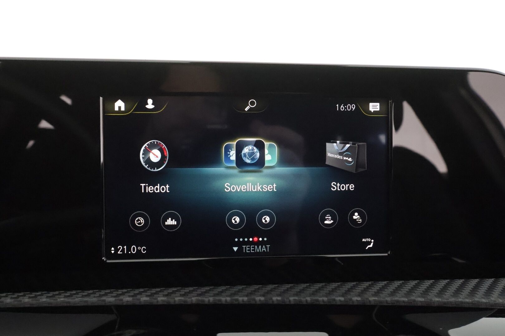 Mercedes-Benz A 2021 180 A Business Style * Vakkari / P.kamera / Puolinahat / Kaistavahti / LED / Sporttipenkit * - Suomi-auto / Kahdet renkaat aluvanteilla - HULLUT AVAJAISHULINAT KORKOTARJOUS 3,29 %