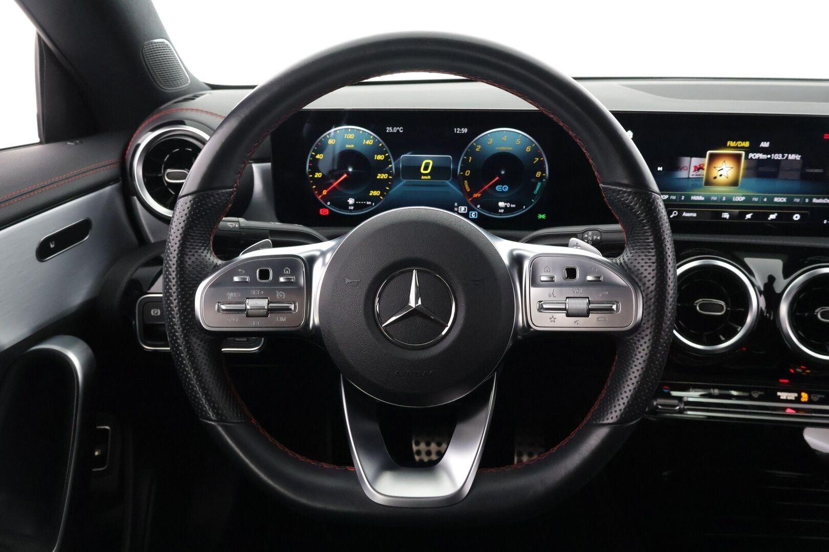 Mercedes-Benz CLA 2021 250 e A Business AMG EQ Power *P.Kamera / Tehdaskoukku / Navi / Digimittaristo* - *2 x renkaat alkuperäisillä vanteilla / Hyvä huoltohistoria / Siisti yksilö* 