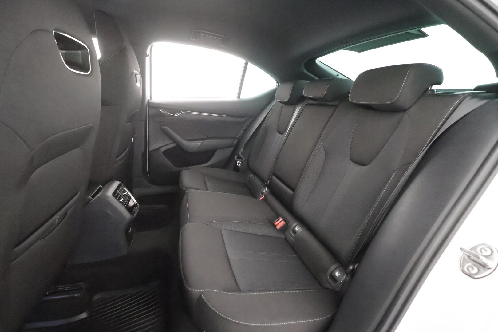 Skoda Octavia 2021 1,5 TSI Ambition Launch Edition - | Vakkari | Webasto | P.Kamera | Ratinlämmitys | Digimittaristo | LED | Keyless | Apple&Android | 1.Om Suomi-auto | Kahdet Renkaat | Merkkihuollettu |
