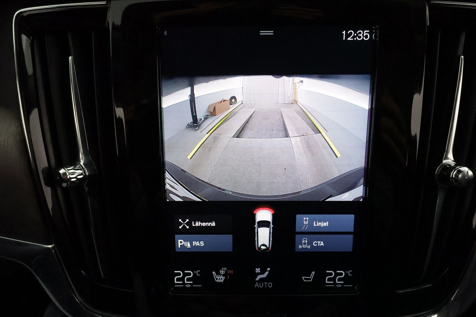 Volvo V90 2021 D3 Business Inscription Edition **Webasto / ACC / Full-LED / P.Kamera / Sportnahat Muistilla / Navi / Kaistavahti** - 1.Om Suomi-auto / Kahdet Renkaat / Merkkihuollettu / Jakopää juuri vaihdettu! *