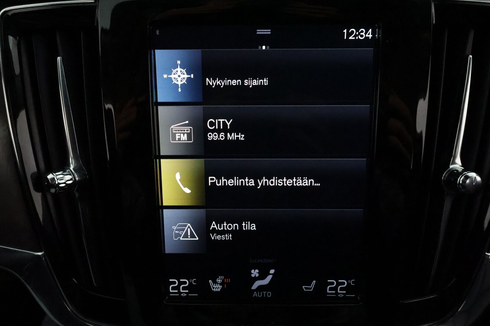 Volvo V90 2021 D3 Business Inscription Edition **Webasto / ACC / Full-LED / P.Kamera / Sportnahat Muistilla / Navi / Kaistavahti** - 1.Om Suomi-auto / Kahdet Renkaat / Merkkihuollettu / Jakopää juuri vaihdettu! *