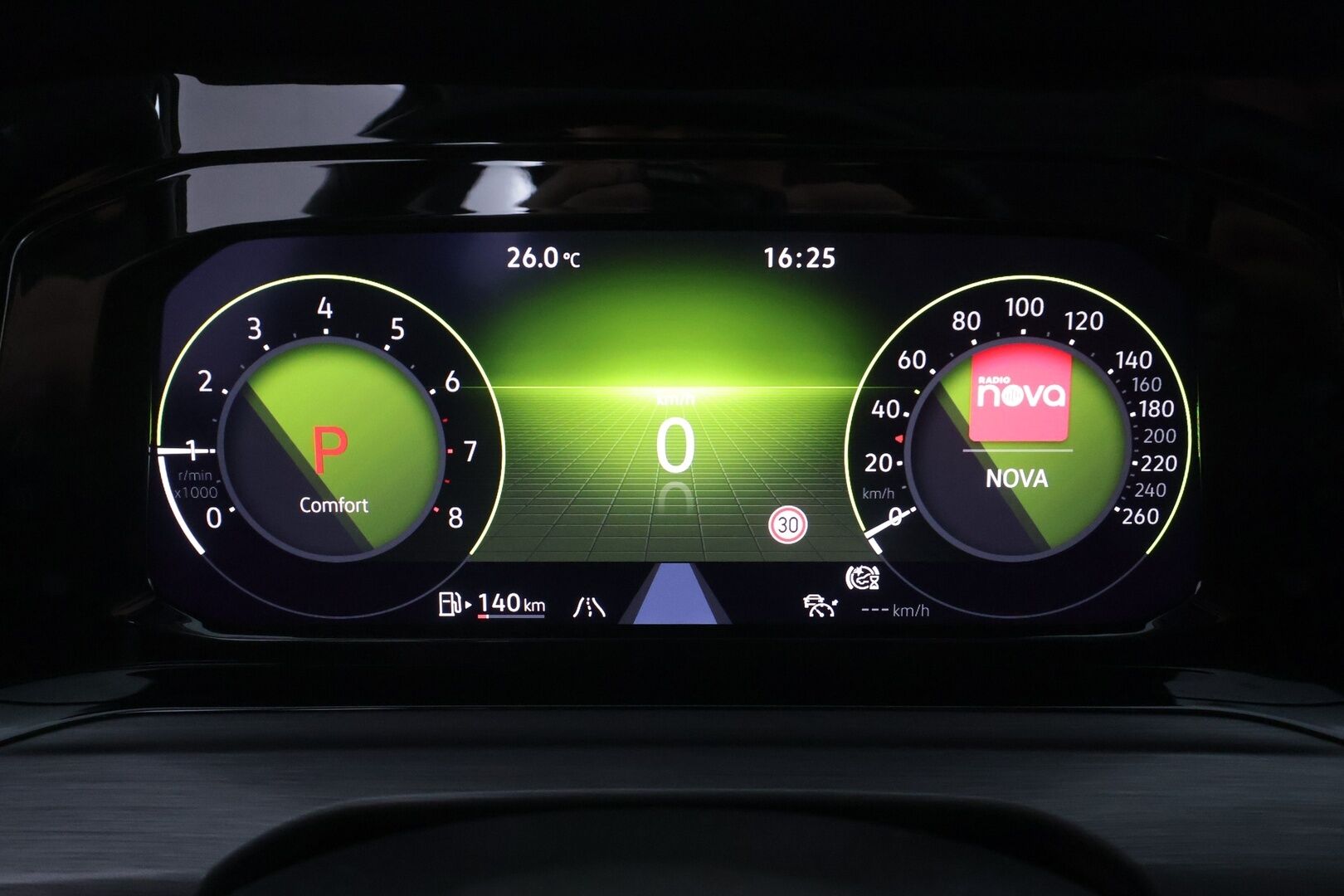 Volkswagen Golf 2021 Style 1,5 eTSI 110 kW (MHEV) DSG-automaatti - | Super varusteet! | ACC | Webasto | Kattoluukku | Hierova Muistipenkki | IQ-Light Matrix LED | P.Kamera | Ratinlämmitys | Keyless | Apple&Android | Kahdet Renkaat |