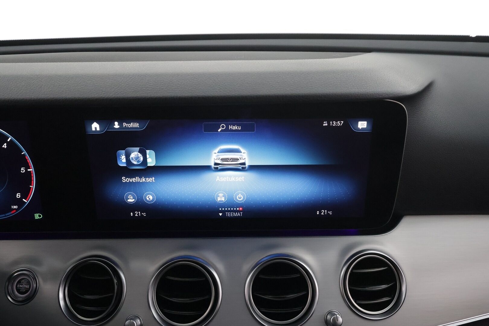 Mercedes-Benz E 2021 220 d 4MATIC A Business Avantgarde * Widescreen / Webasto / LED / Sportpenkit / P.Kamera / Navi / Katveavustin * - 1-om Suomi-auto / Kahdet renkaat alumiinivanteilla / ALV