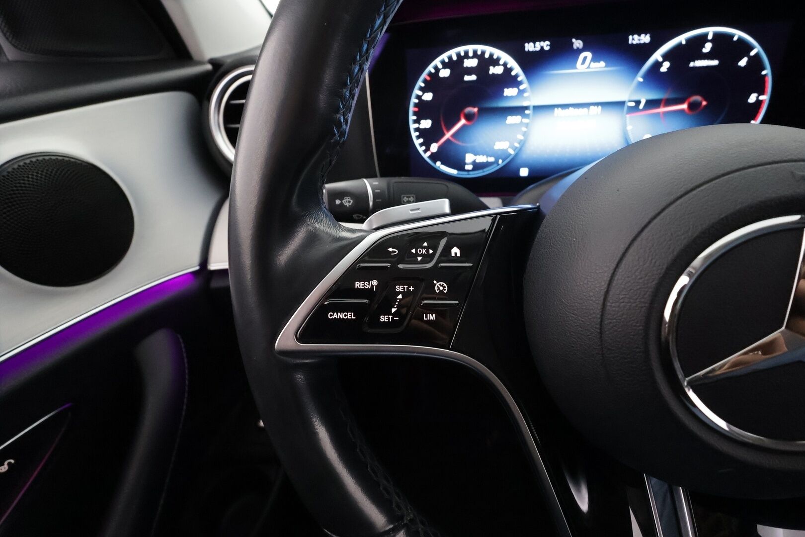 Mercedes-Benz E 2021 220 d 4MATIC A Business Avantgarde * Widescreen / Webasto / LED / Sportpenkit / P.Kamera / Navi / Katveavustin * - 1-om Suomi-auto / Kahdet renkaat alumiinivanteilla / ALV