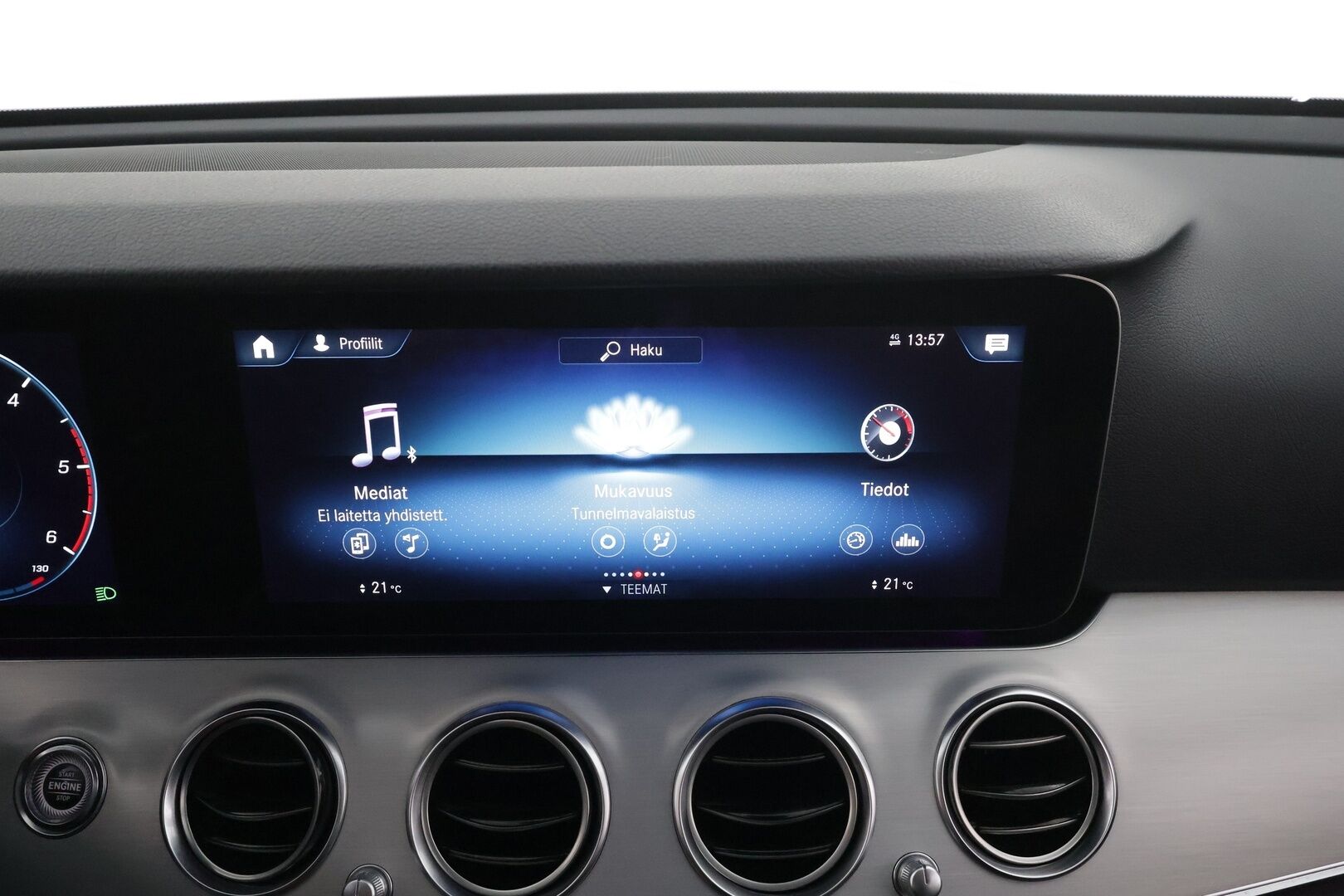 Mercedes-Benz E 2021 220 d 4MATIC A Business Avantgarde * Widescreen / Webasto / LED / Sportpenkit / P.Kamera / Navi / Katveavustin * - 1-om Suomi-auto / Kahdet renkaat alumiinivanteilla / ALV