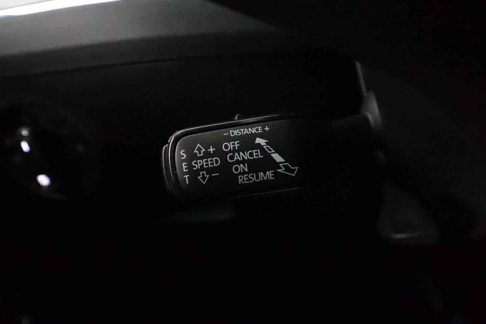 Skoda Superb 2021 Combi 1,4 TSI PHEV Style iV DSG * ACC / P.kamera / Matrix LED / Webasto / Muistipenkit / Keyless / Navi * - Suomi-auto / SoH 95,1 % / Kahdet renkaat aluvanteilla - HULLUT AVAJAISHULINAT KORKOTARJOUS 3,29 %