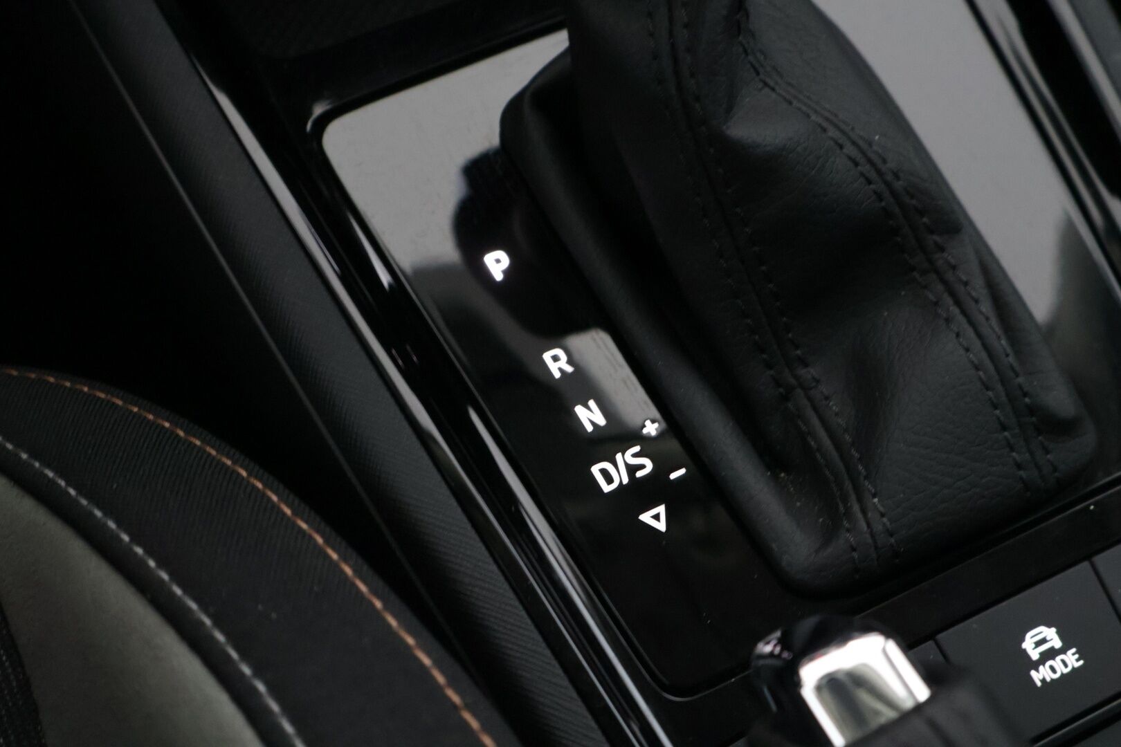 Skoda Scala 2021 1,0 TSI 115 Style DSG Autom. - | Suomi-Scala | Merkkihuollettu | Kaistavahti | CarPlay | Autom.Pitkät | Lämm.Ratti | Keyless | P.kamera | Tutkat | Lohko+SP | 2x Huiput Renkaat Alkup. Aluilla | 