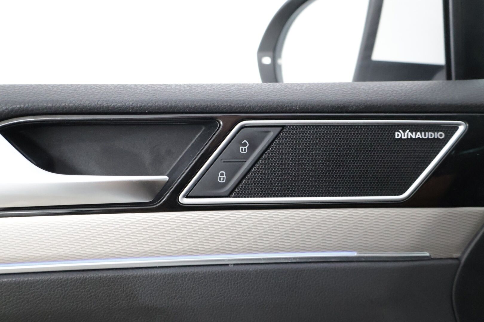 Volkswagen Passat 2016 Variant GTE Plug-In Hybrid 160 kW (218 hv) DSG-automaatti Webasto / Adap.vakkari / S-koukku / P-kamera / Tutkat / Dynaudio - Siisti kuntoinen yksilö tulossa myyntiin! Jakopäätehty 06/25! 