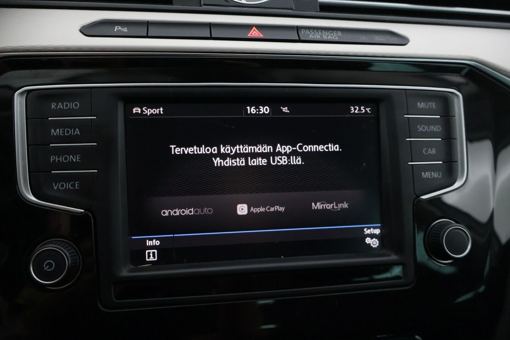 Volkswagen Passat 2016 Variant GTE Plug-In Hybrid 160 kW (218 hv) DSG-automaatti Webasto / Adap.vakkari / S-koukku / P-kamera / Tutkat / Dynaudio - Siisti kuntoinen yksilö tulossa myyntiin! Jakopäätehty 06/25! 