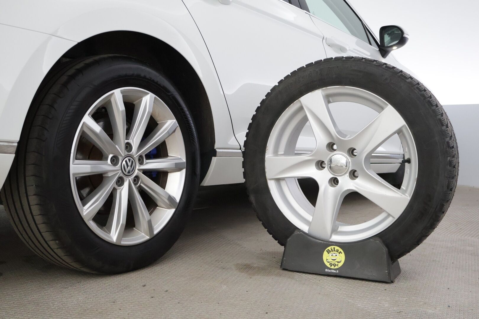 Volkswagen Passat 2016 Variant GTE Plug-In Hybrid 160 kW (218 hv) DSG-automaatti Webasto / Adap.vakkari / S-koukku / P-kamera / Tutkat / Dynaudio - Siisti kuntoinen yksilö tulossa myyntiin! Jakopäätehty 06/25! 