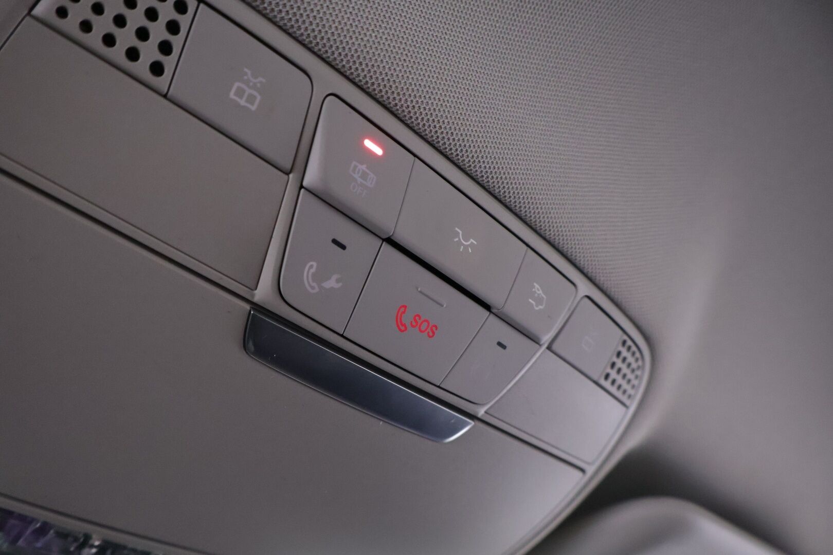 Mercedes-Benz E 2018 350 e Premium Business *Vakionopeudensäädin / COMAND / LED High Performance / Peruutuskamera / Tutkat edessä ja takana* - *Merkkiliikeen huoltohistoria / Viim. huolto 8/25 / 2x renkaat & vanteet*