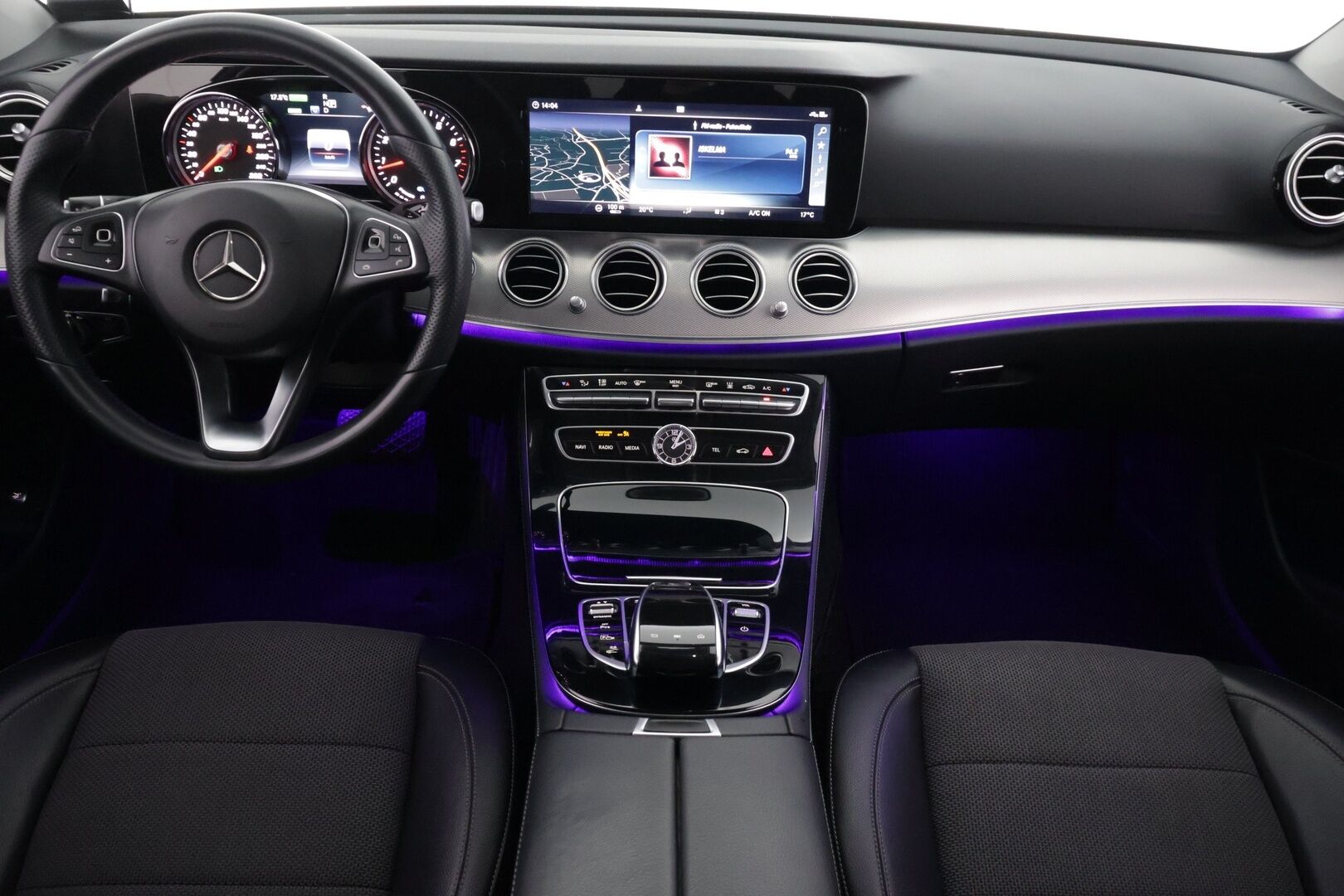 Mercedes-Benz E 2018 350 e Premium Business *Vakionopeudensäädin / COMAND / LED High Performance / Peruutuskamera / Tutkat edessä ja takana* - *Merkkiliikeen huoltohistoria / Viim. huolto 8/25 / 2x renkaat & vanteet*