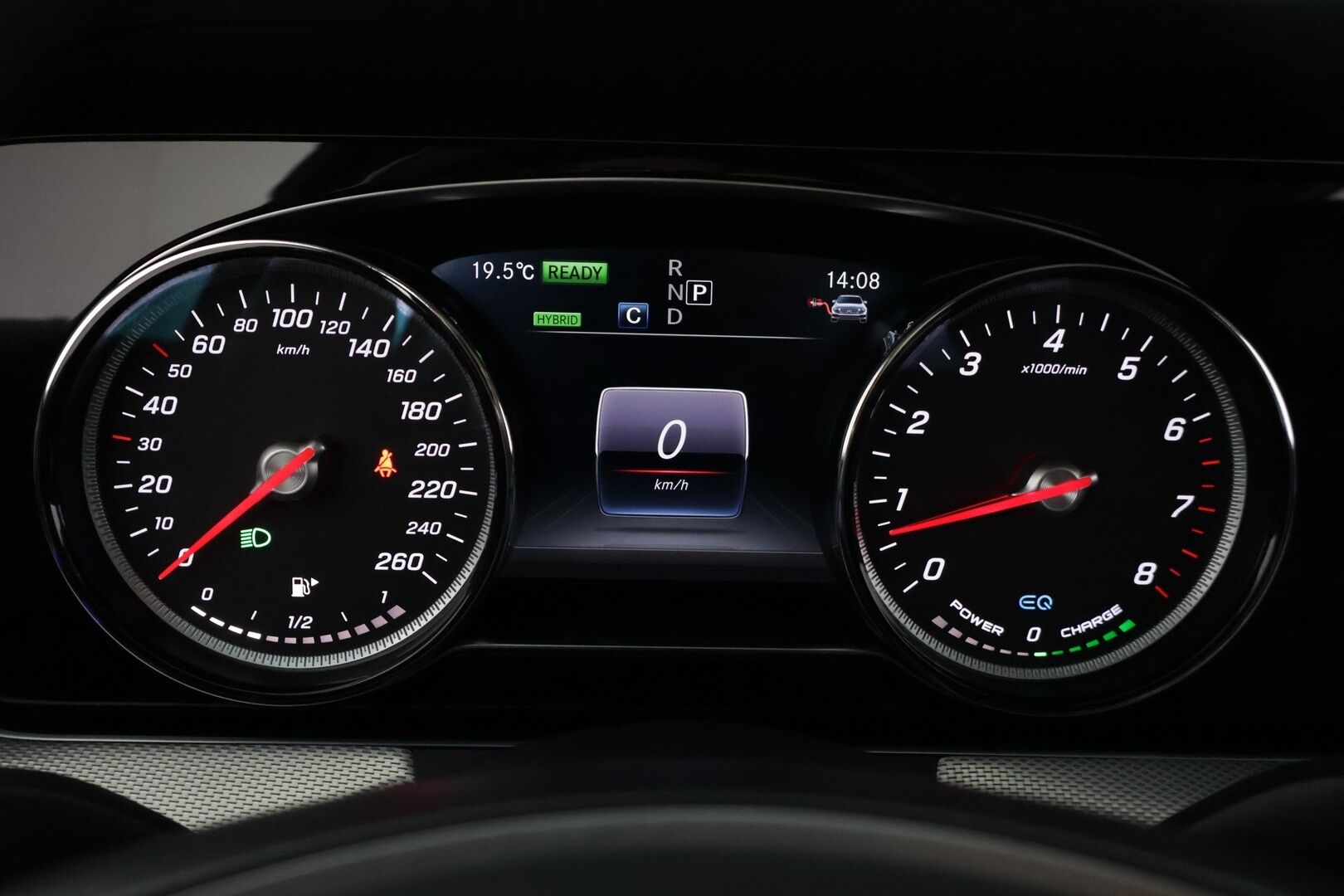 Mercedes-Benz E 2018 350 e Premium Business *Vakionopeudensäädin / COMAND / LED High Performance / Peruutuskamera / Tutkat edessä ja takana* - *Merkkiliikeen huoltohistoria / Viim. huolto 8/25 / 2x renkaat & vanteet*