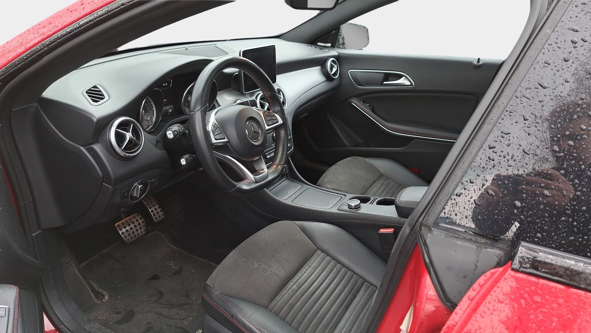 Mercedes-Benz CLA 2015 250 4MATIC A Shooting Brake AMG - HarmanKardon / Ambient Light / Kattoluukku / Bluetooth / Navi / Lohkolämmitin