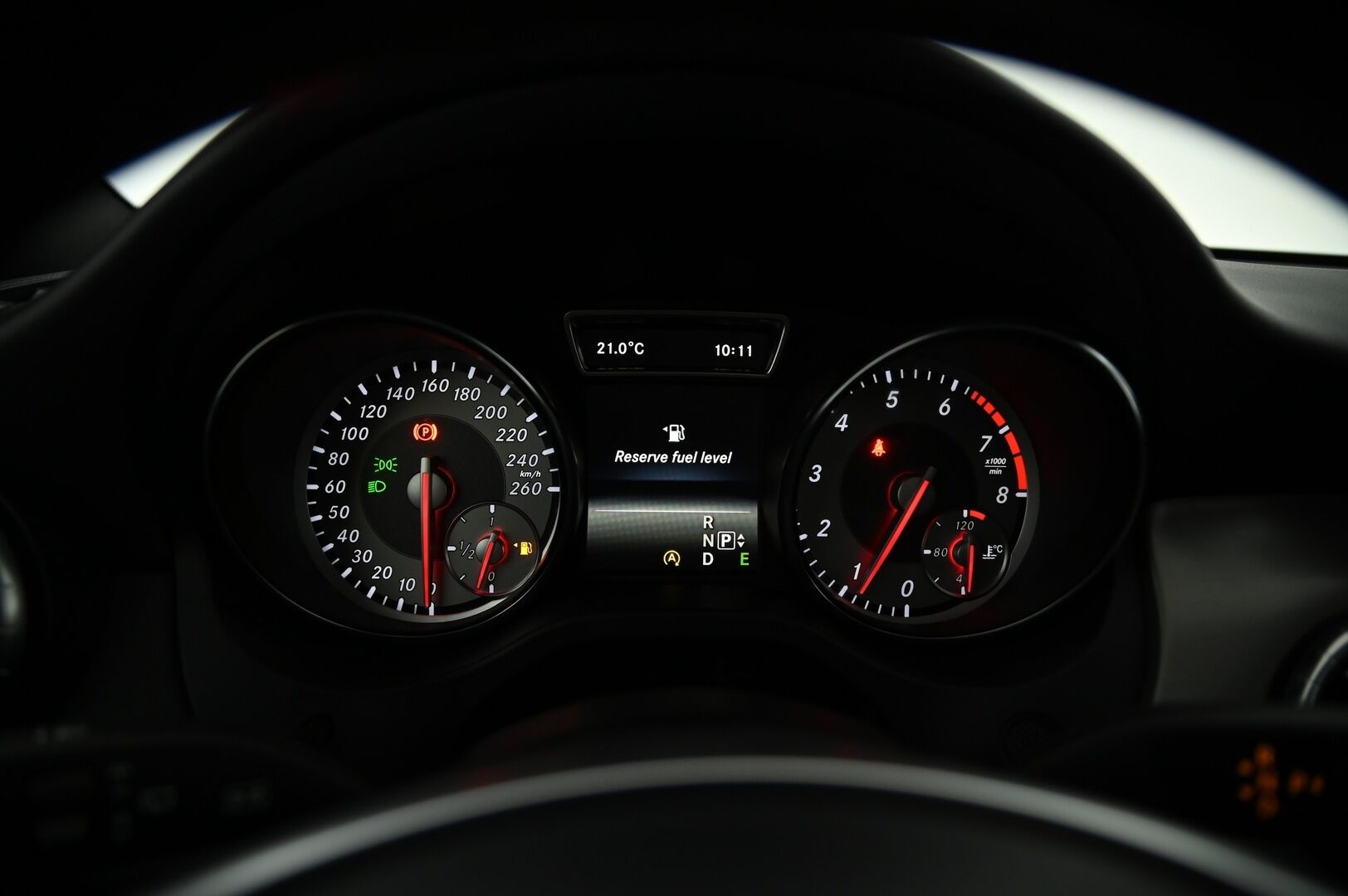 Mercedes-Benz CLA 2015 250 4MATIC A Shooting Brake AMG *Harman&Kardon / Ambient Light / Kattoluukku / Nahka-Alcantara / Bluetooth / Navi / Lohkolämmitin* - Upea huippuvarusteltu neliveto AMG Mersu kaksilla hyvillä renkailla!