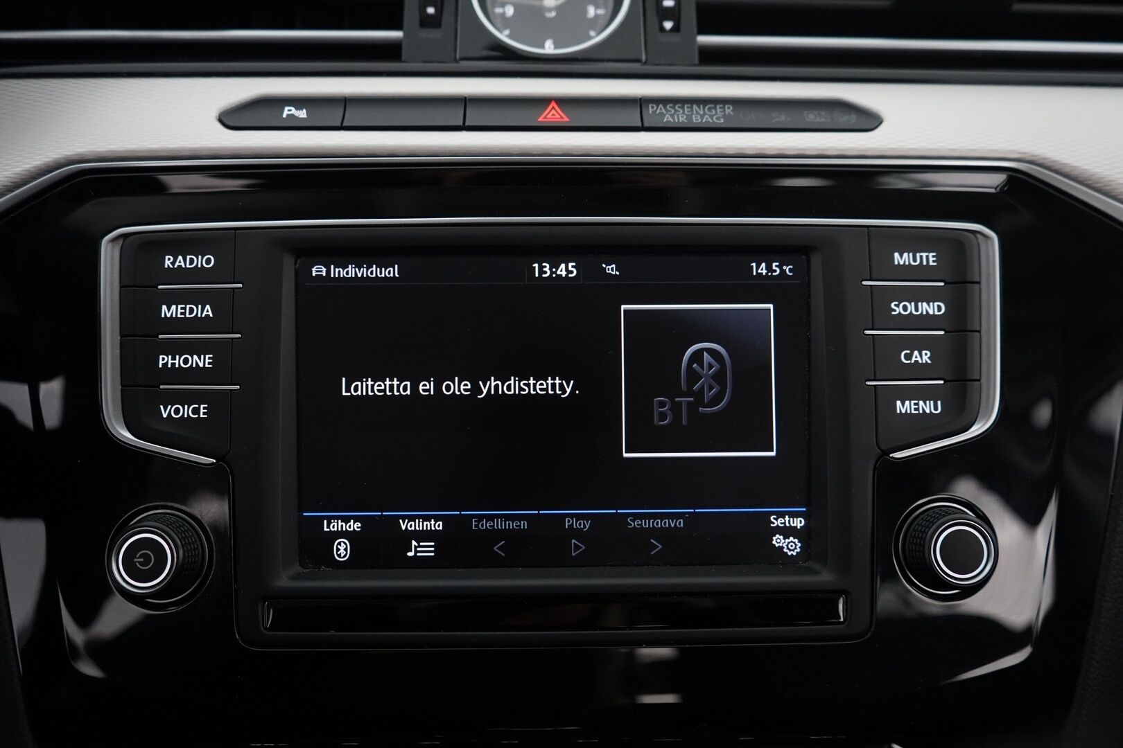 Volkswagen Passat 2017 Variant GTE Plug-In Hybrid 160 kW (218 hv) DSG-automaatti - ACC / Nahka-Alcantara / ErgoComfort-istuin / Vetokoukku / Urheiluistuimet / Peruutuskamera / AppConnect
