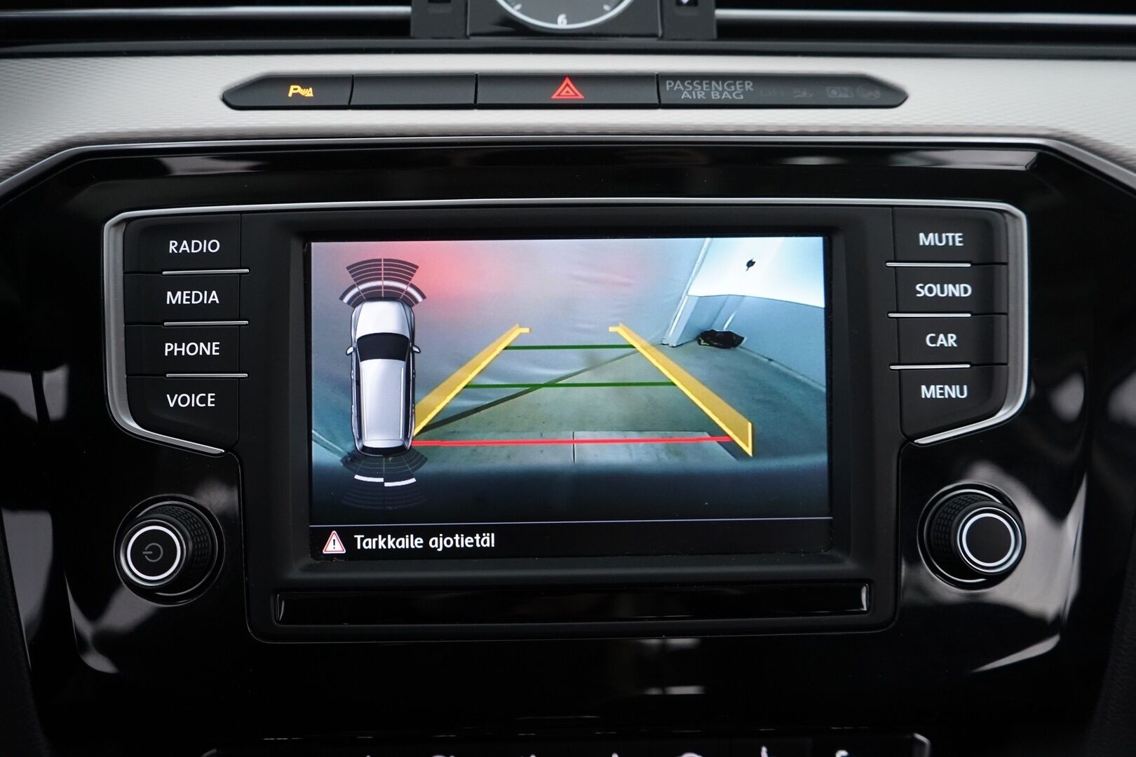 Volkswagen Passat 2017 Variant GTE Plug-In Hybrid 160 kW (218 hv) DSG-automaatti - ACC / Nahka-Alcantara / ErgoComfort-istuin / Vetokoukku / Urheiluistuimet / Peruutuskamera / AppConnect