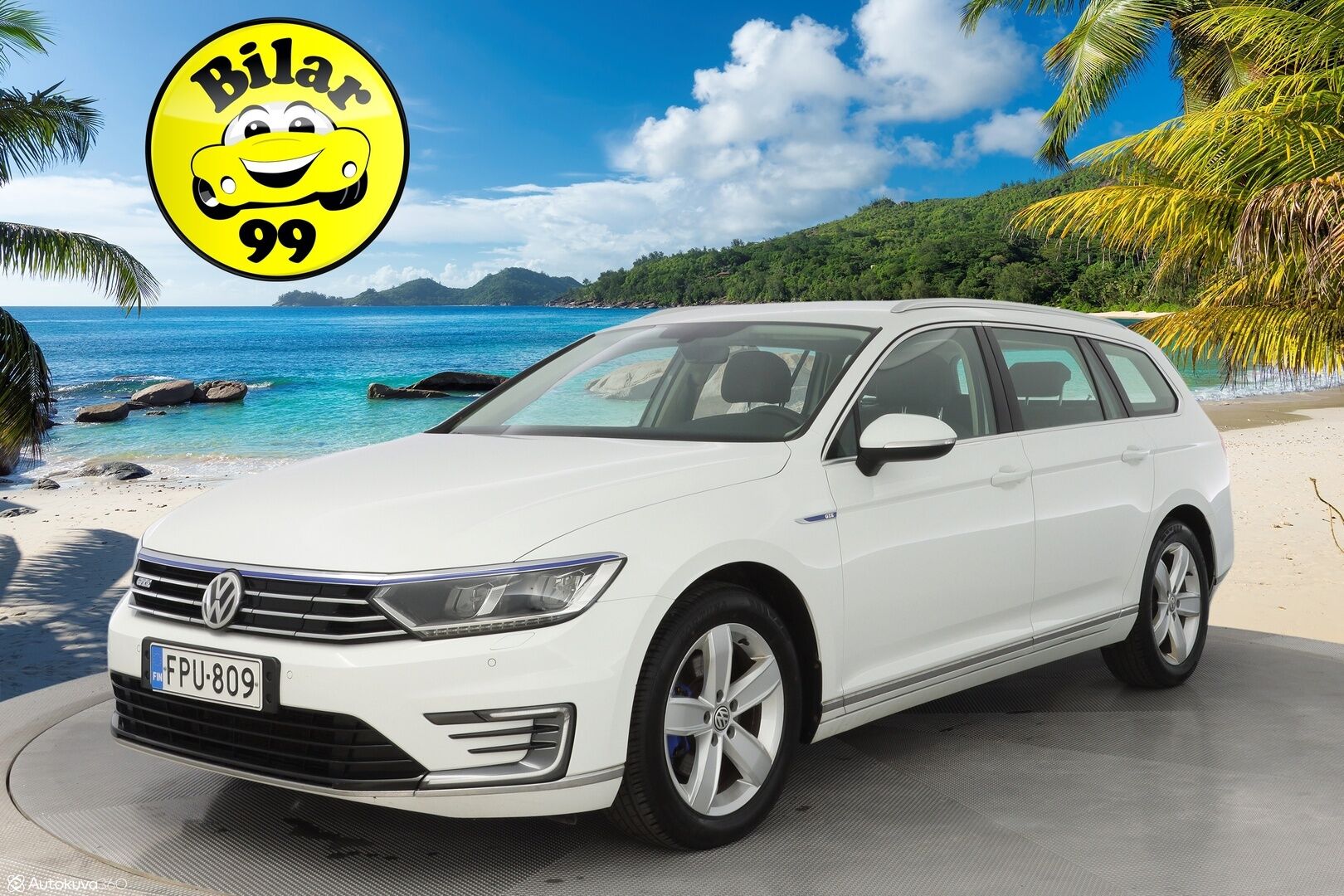 Volkswagen Passat 2017 Variant GTE Plug-In Hybrid 160 kW (218 hv) DSG-automaatti - ACC / Nahka-Alcantara / ErgoComfort-istuin / Vetokoukku / Urheiluistuimet / Peruutuskamera / AppConnect