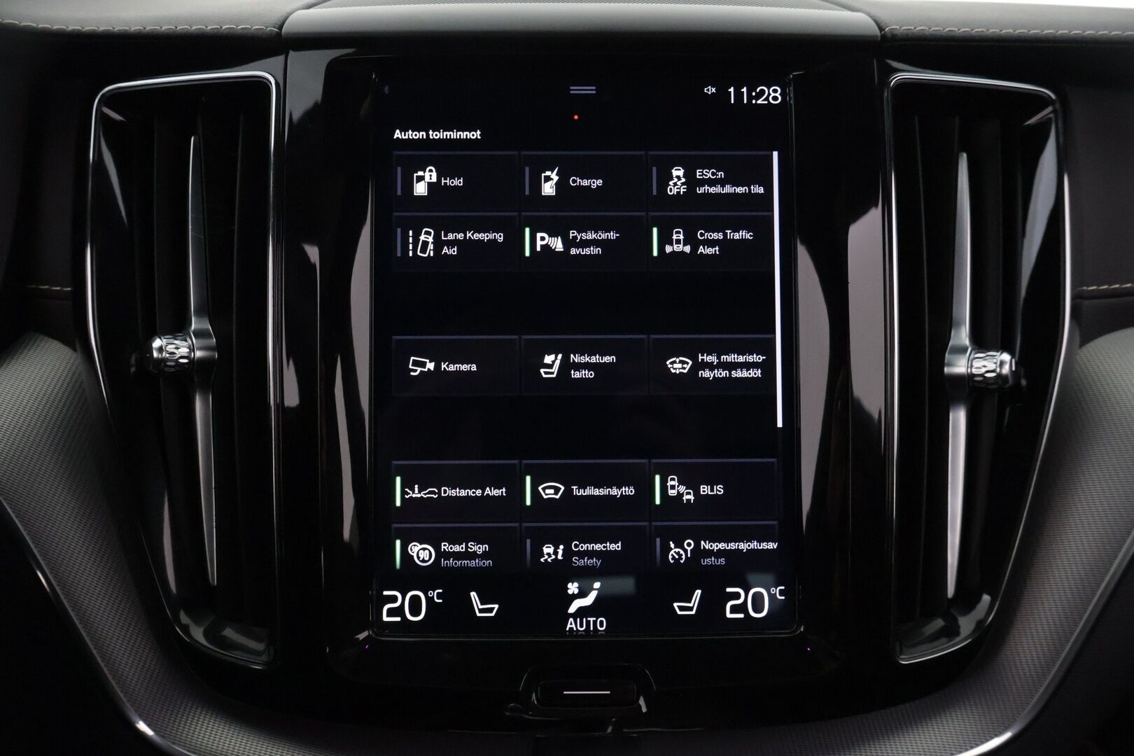 Volvo XC60 2019 T8 AWD R-Design aut */ Juuri saapunut / Adapt. vakkari / HUD / Panorama / P.kamera / Webasto / Koukku / 2x renkaat /* - Siisti yksilö / Huippuvarusteet / Pienet käyttökulut