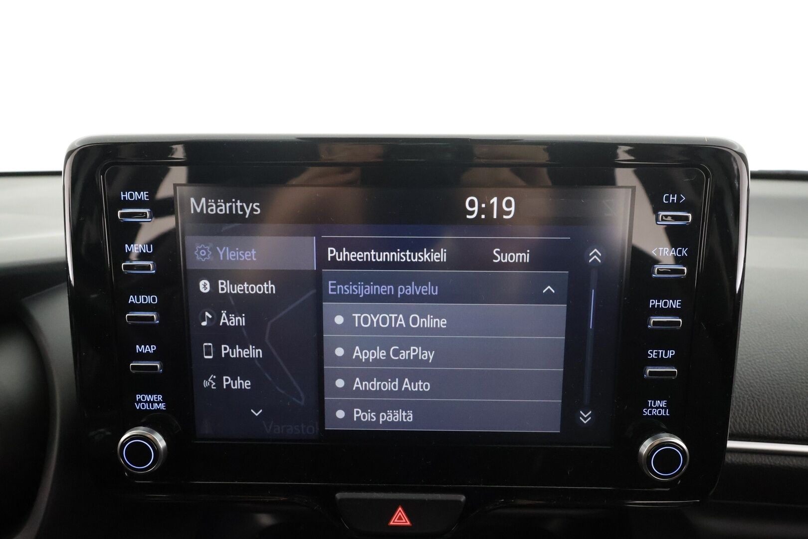 Toyota Yaris 2021 1,5 Hybrid Style * ACC / P.kamera / LED / Navi / Lohko+SIsä / Keyless / Digimittaristo * - Suomi-auto / Kahdet renkaat aluvanteilla / Merkkihuollettu