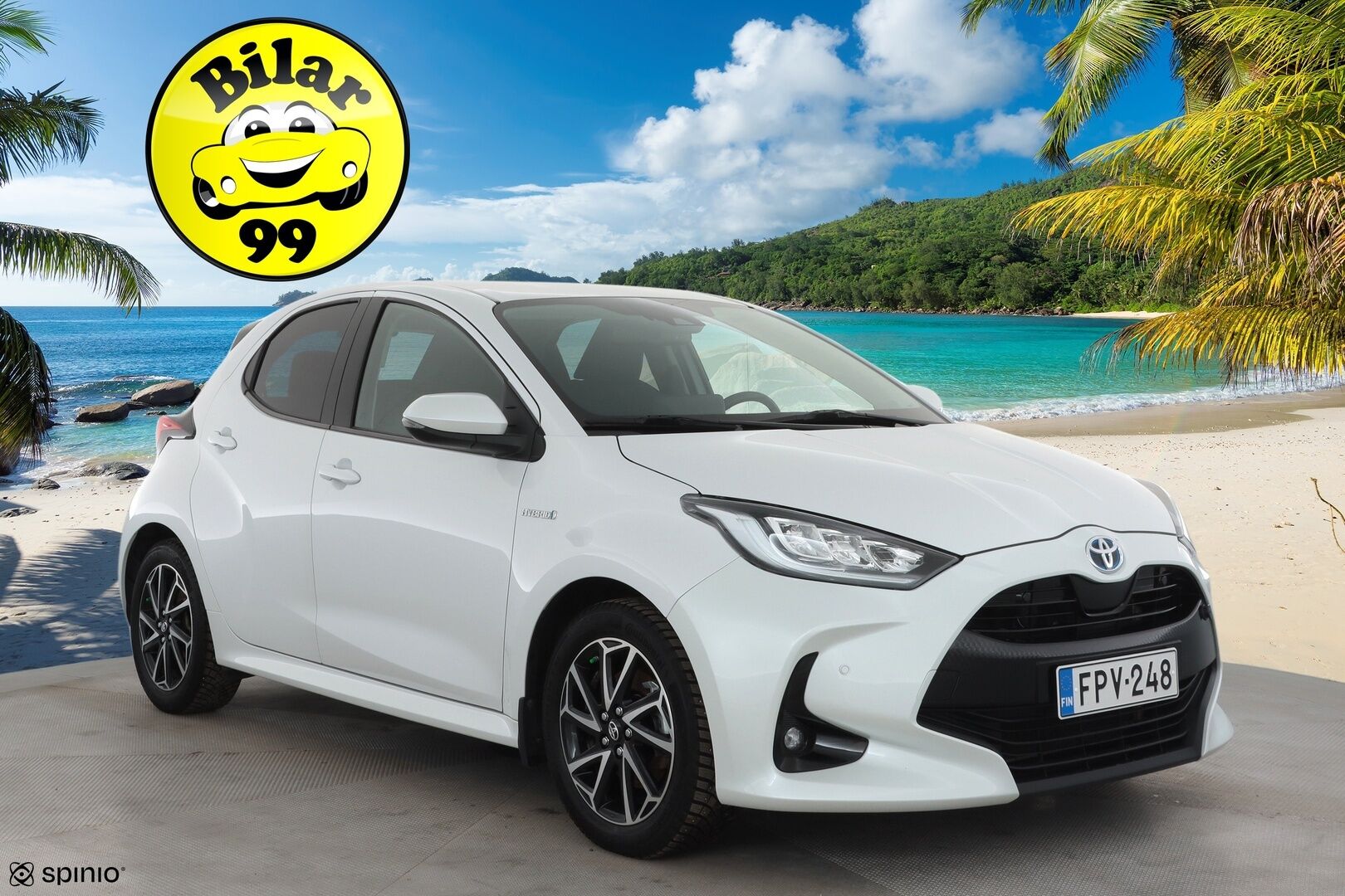 Toyota Yaris 2021 1,5 Hybrid Style * ACC / P.kamera / LED / Navi / Lohko+SIsä / Keyless / Digimittaristo * - Suomi-auto / Kahdet renkaat aluvanteilla / Merkkihuollettu