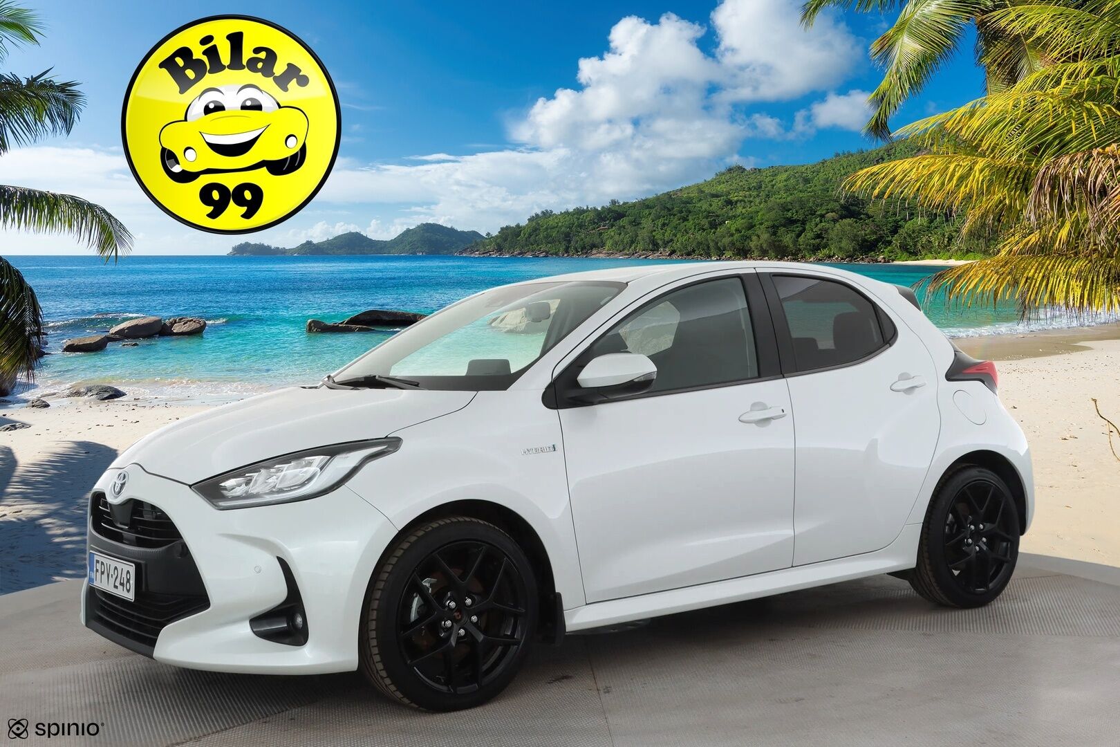 Toyota Yaris 2021 1,5 Hybrid Style * ACC / P.kamera / LED / Navi / Lohko+SIsä / Keyless / Digimittaristo * - Suomi-auto / Kahdet renkaat aluvanteilla / Merkkihuollettu