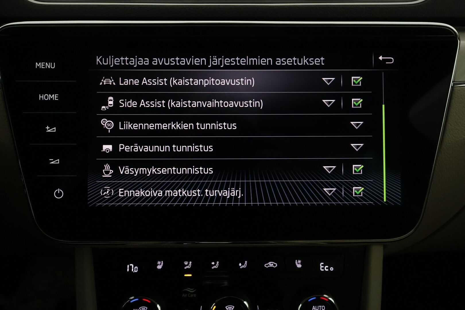 Skoda Superb 2021 Combi 1,4 TSI PHEV L&K iV DSG Autom. ** 1-Om Suomi auto / Adapt.vakkari / Koukku / Webasto / Matrix LED / Canton - Facelift / Panorama / 360 kamera / Ilmastoidut nahat / Hierova kuljettajan istuin / Apple&Androit / Keyless / Navi / Digimittari