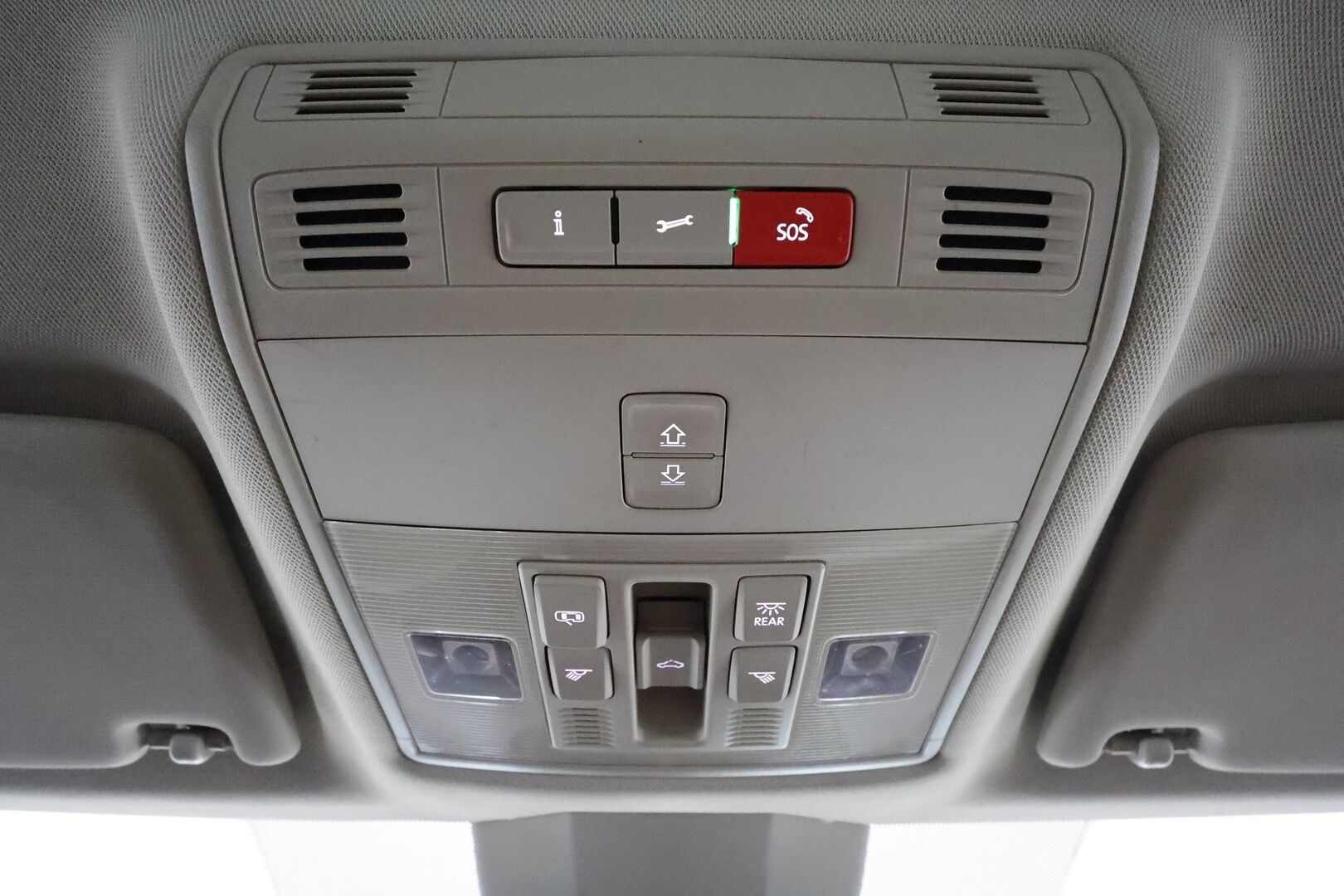 Skoda Superb 2021 Combi 1,4 TSI PHEV L&K iV DSG Autom. ** 1-Om Suomi auto / Adapt.vakkari / Koukku / Webasto / Matrix LED / Canton - Facelift / Panorama / 360 kamera / Ilmastoidut nahat / Hierova kuljettajan istuin / Apple&Androit / Keyless / Navi / Digimittari