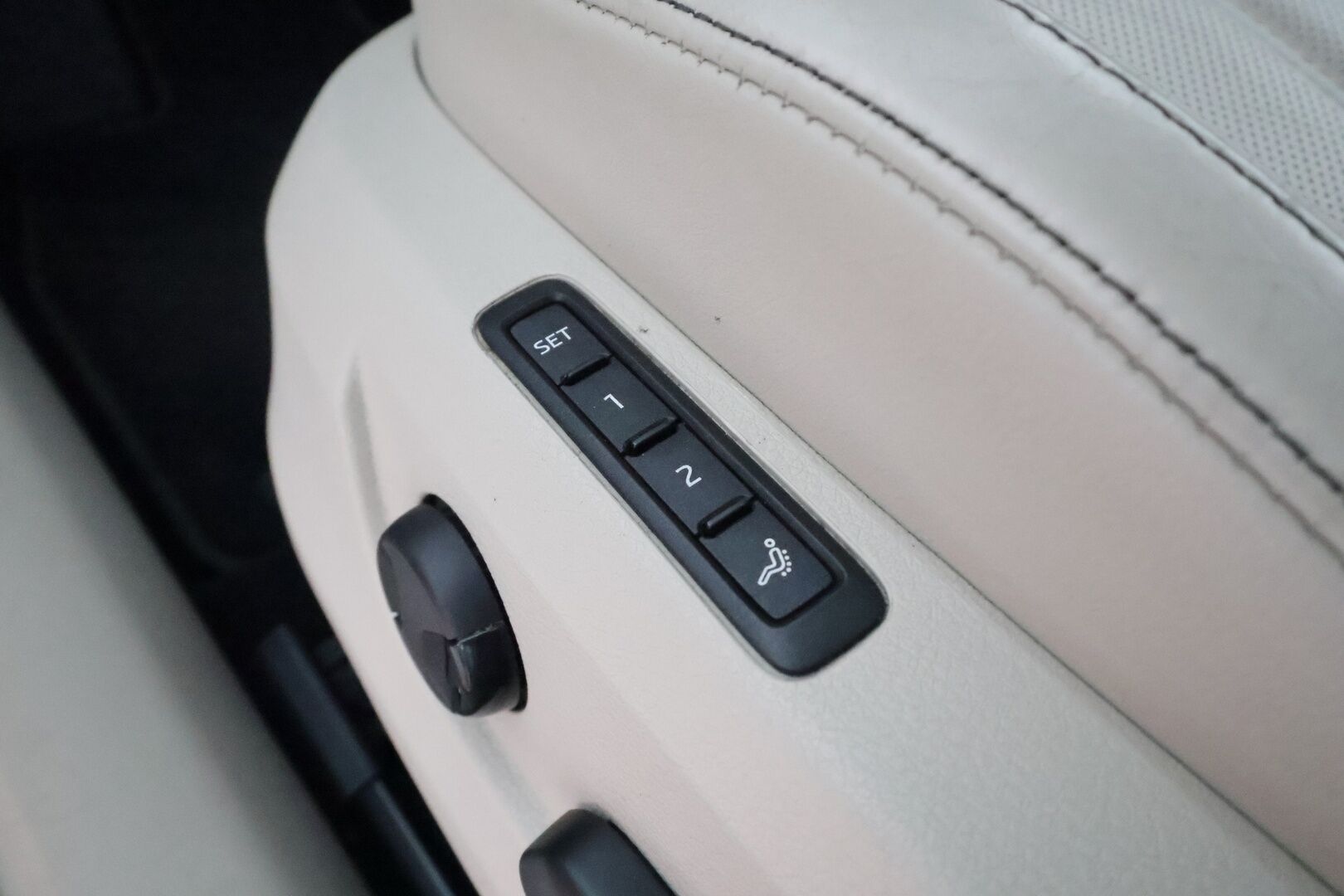 Skoda Superb 2021 Combi 1,4 TSI PHEV L&K iV DSG Autom. ** 1-Om Suomi auto / Adapt.vakkari / Koukku / Webasto / Matrix LED / Canton - Facelift / Panorama / 360 kamera / Ilmastoidut nahat / Hierova kuljettajan istuin / Apple&Androit / Keyless / Navi / Digimittari