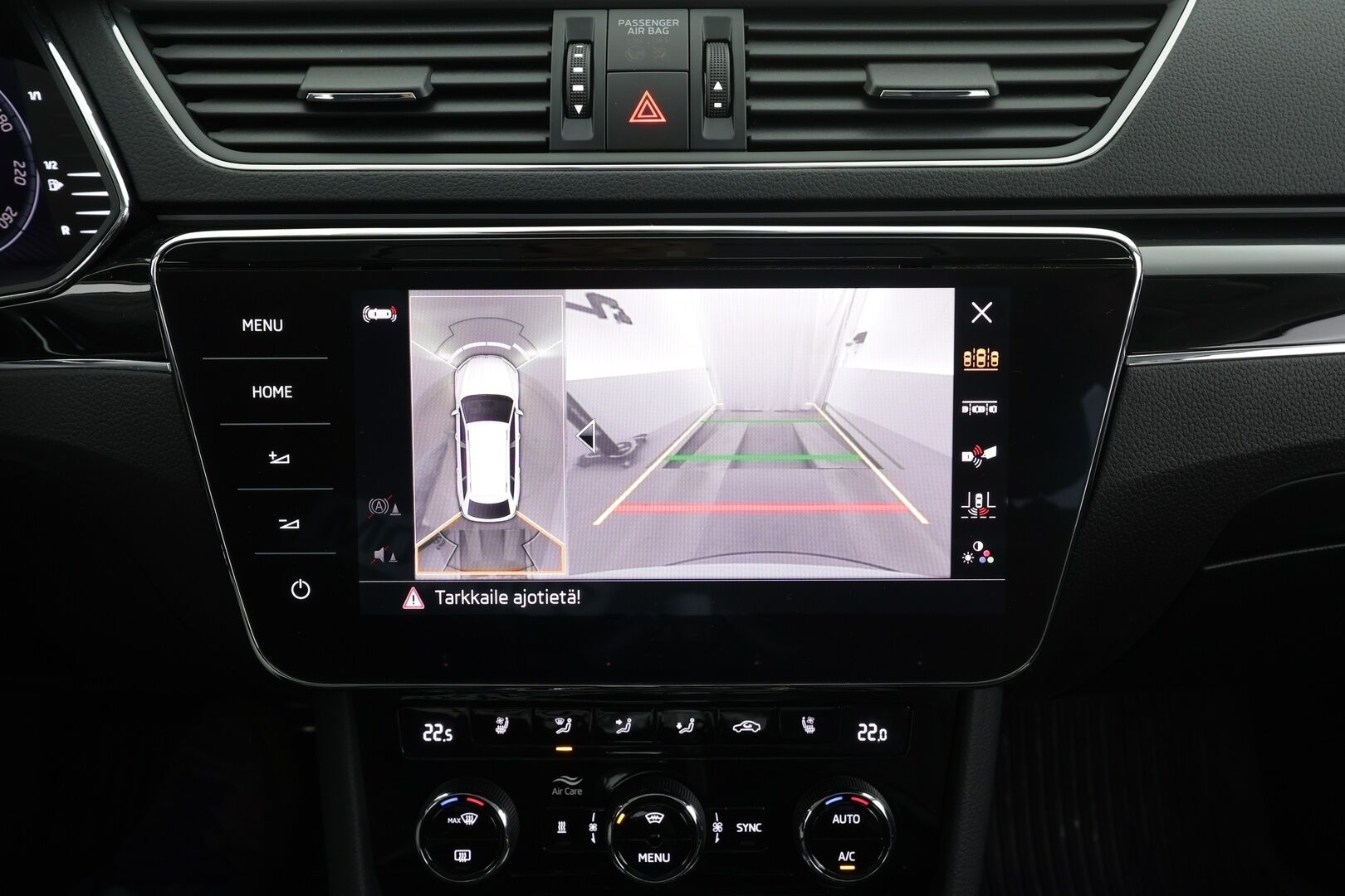 Skoda Superb 2021 Combi 1,4TSI PHEV L&K iV DSG * Webasto / Canton / ACC / Panorama / Matrix-LED / 360° / Hierova&Ilmastoitu Muistipenkki * - 1-om Suomi-auto / 2x Latauskaapelit / Kahdet renkaat