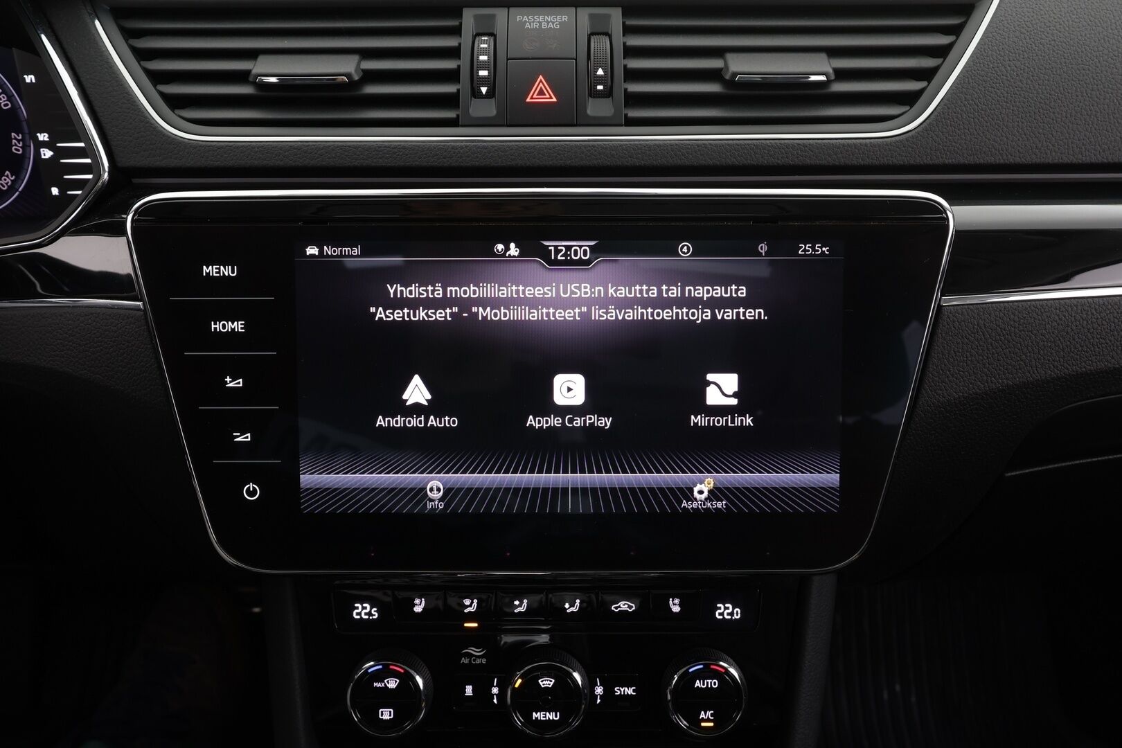 Skoda Superb 2021 Combi 1,4TSI PHEV L&K iV DSG * Webasto / Canton / ACC / Panorama / Matrix-LED / 360° / Hierova&Ilmastoitu Muistipenkki * - 1-om Suomi-auto / 2x Latauskaapelit / Kahdet renkaat