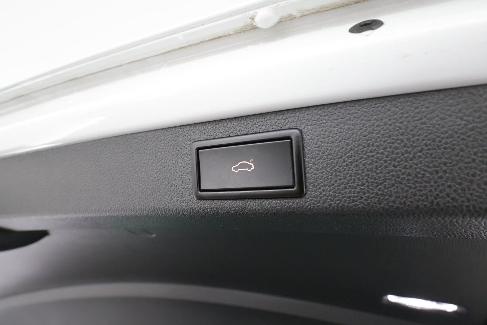 Skoda Superb 2021 Combi 1,4TSI PHEV L&K iV DSG * Webasto / Canton / ACC / Panorama / Matrix-LED / 360° / Hierova&Ilmastoitu Muistipenkki * - 1-om Suomi-auto / 2x Latauskaapelit / Kahdet renkaat