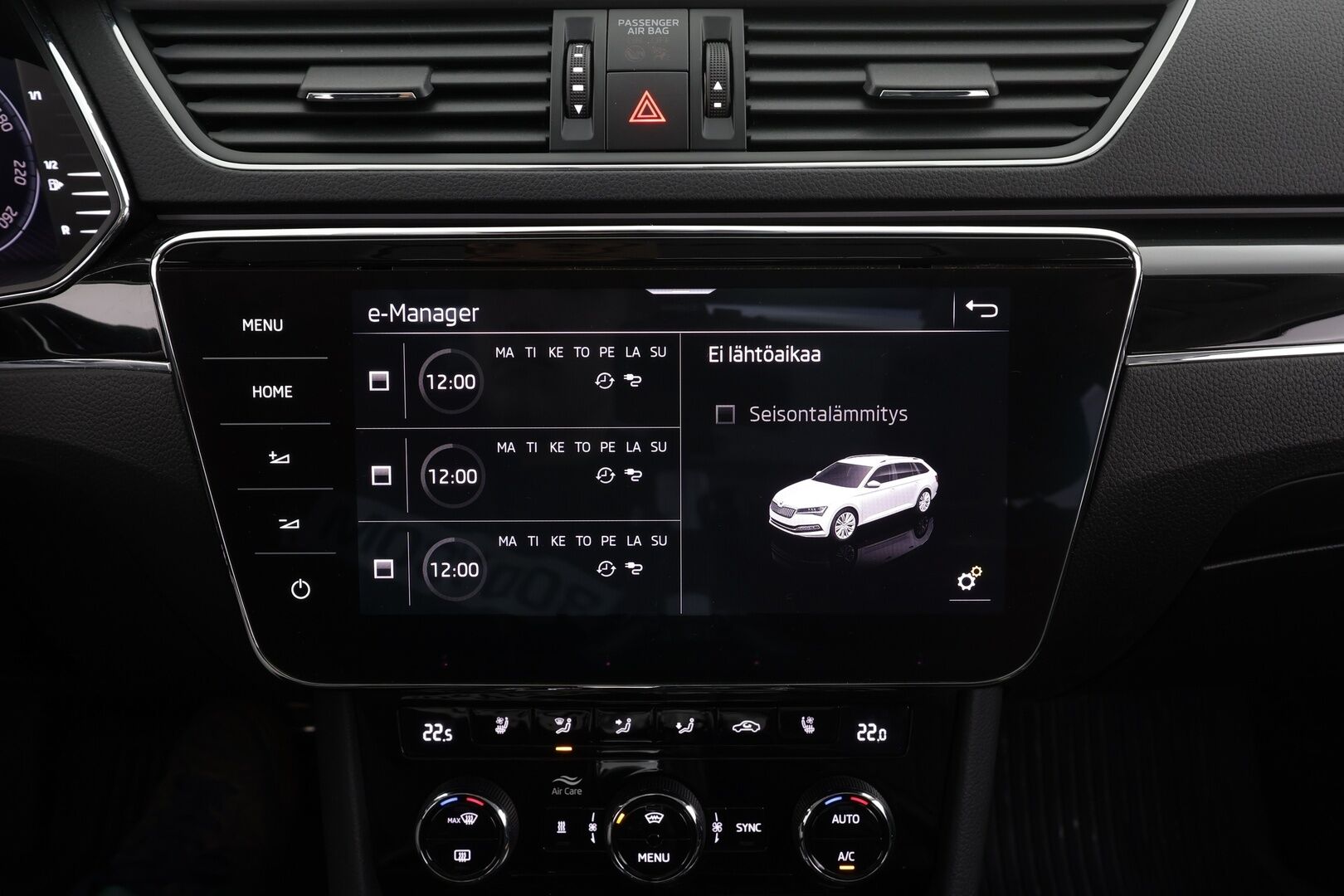 Skoda Superb 2021 Combi 1,4TSI PHEV L&K iV DSG * Webasto / Canton / ACC / Panorama / Matrix-LED / 360° / Hierova&Ilmastoitu Muistipenkki * - 1-om Suomi-auto / 2x Latauskaapelit / Kahdet renkaat