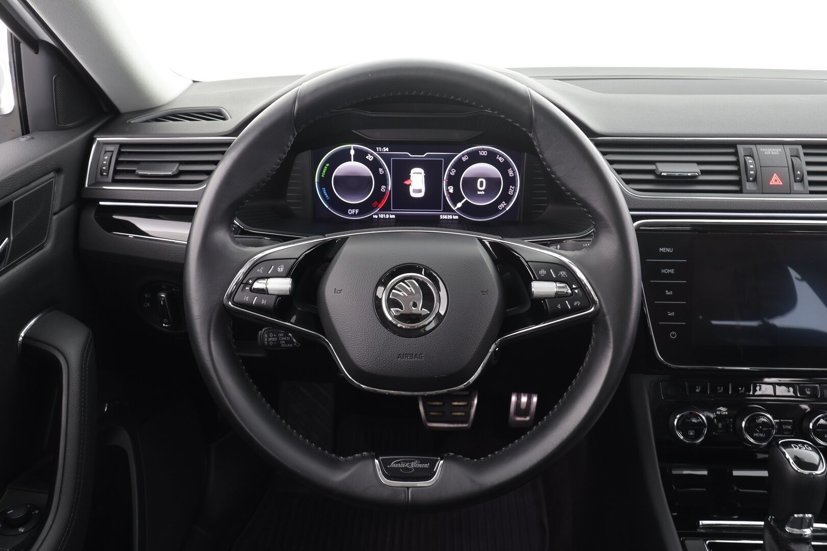 Skoda Superb 2021 Combi 1,4TSI PHEV L&K iV DSG * Webasto / Canton / ACC / Panorama / Matrix-LED / 360° / Hierova&Ilmastoitu Muistipenkki * - 1-om Suomi-auto / 2x Latauskaapelit / Kahdet renkaat