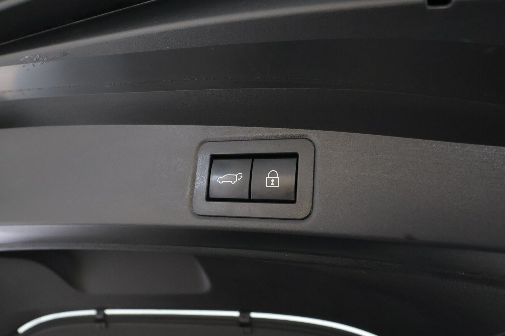 Toyota Corolla 2021 Touring Sports 1,8 Hybrid Active Edition * ACC / LED / P.kamera / Navi / Kaistavahti / Keyless * - 1-om Suomi-auto / Kahdet renkaat aluvanteilla / Merkkihuollot / Juuri saapunut Tampereelle!