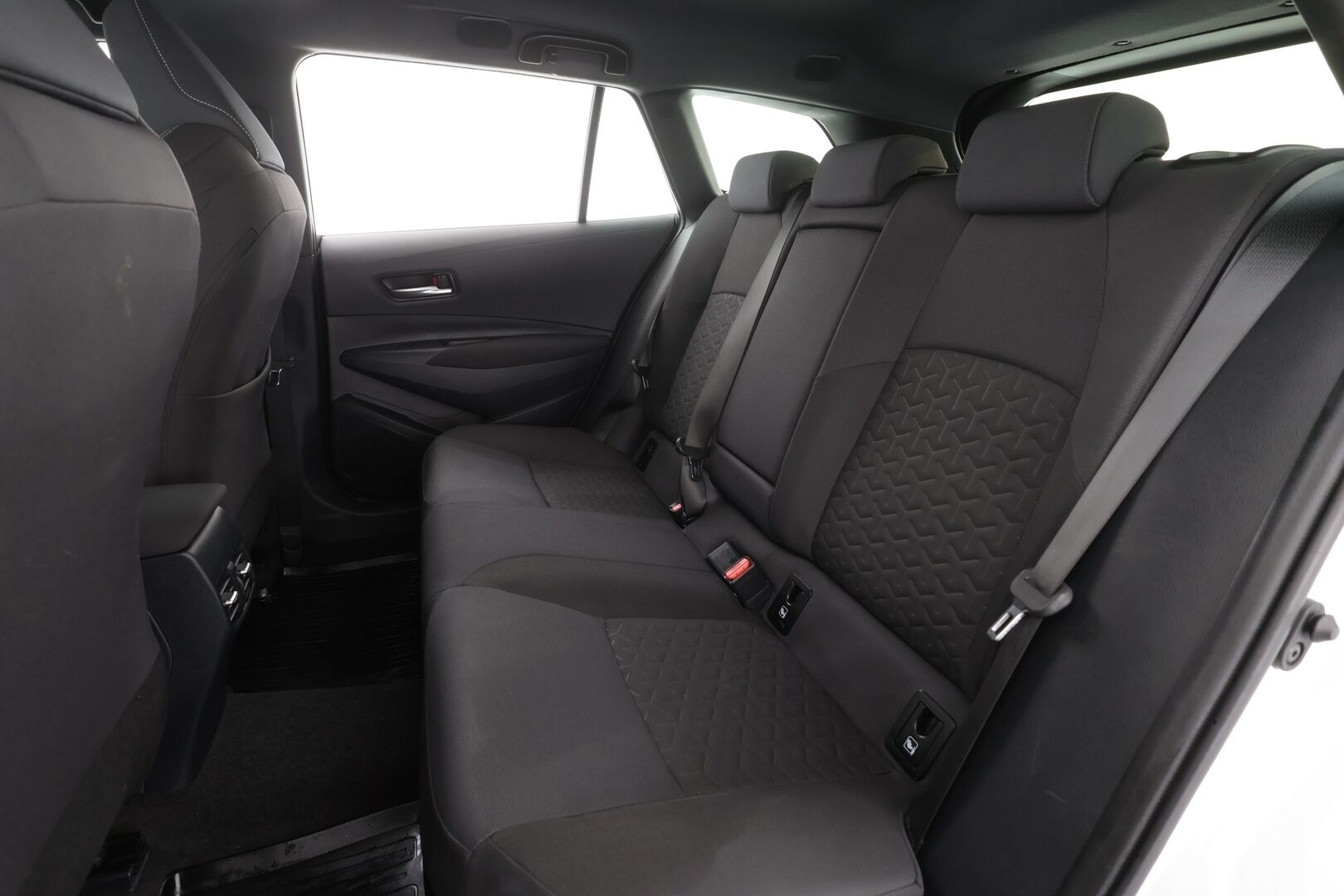 Toyota Corolla 2021 Touring Sports 1,8 Hybrid Active Edition * ACC / LED / P.kamera / Navi / Kaistavahti / Keyless * - 1-om Suomi-auto / Kahdet renkaat aluvanteilla / Merkkihuollot / Juuri saapunut Tampereelle!