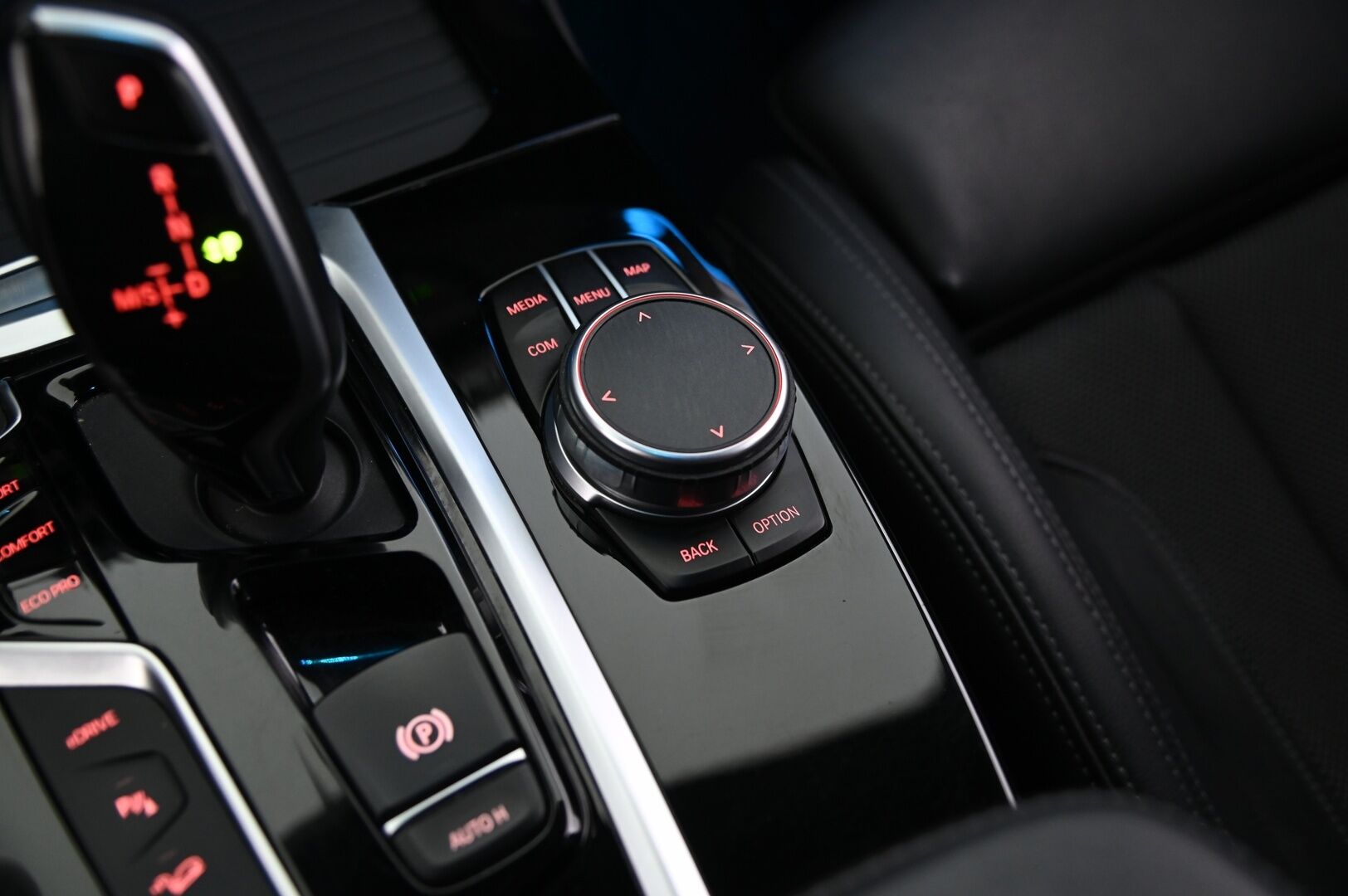 BMW X3 2021 G01 xDrive 30e A Charged Edition xLine * Hifi / Ambient / M-sport ratti / Vetokoukku / Muistipenkki * - 2 Aluvanteet / 93% SoH / Musta sisäkatto