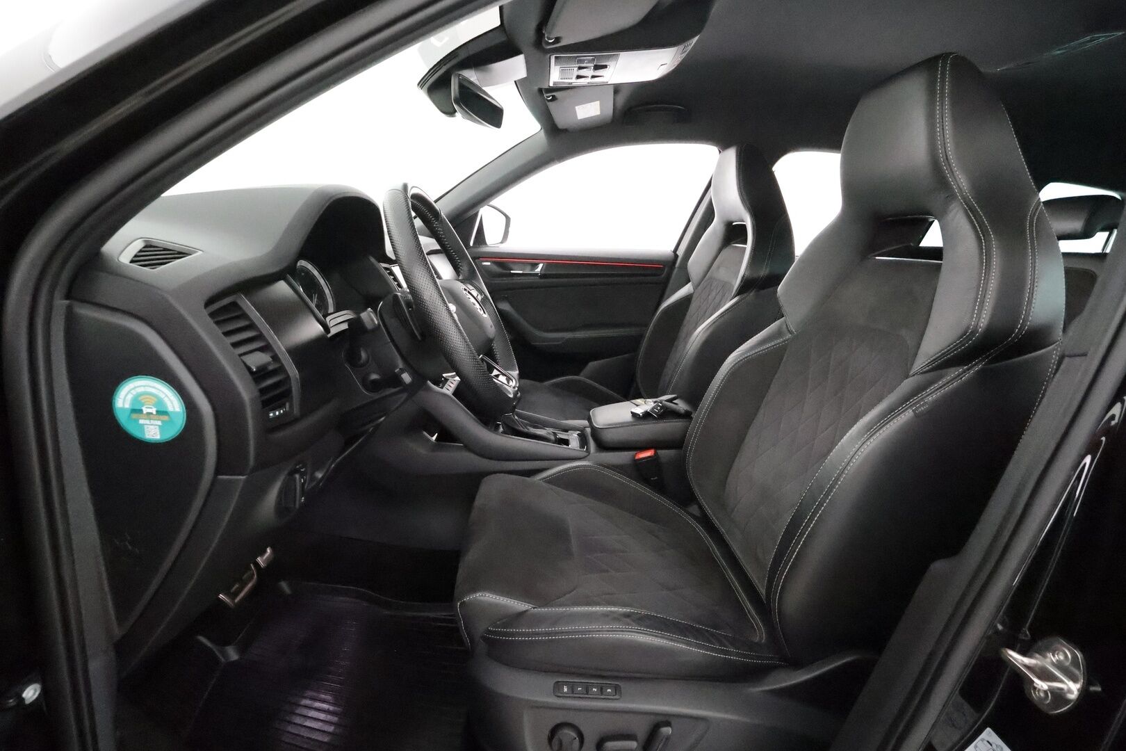 Skoda Kodiaq 2021 2,0 TDI 150 SportLine DSG ** Webasto / Koukku / Adapt.Vakkari / 360° Kamera / LED-valot / Canton / Muistipenkki ** - Suomi-auto / Kahdet Renkaat